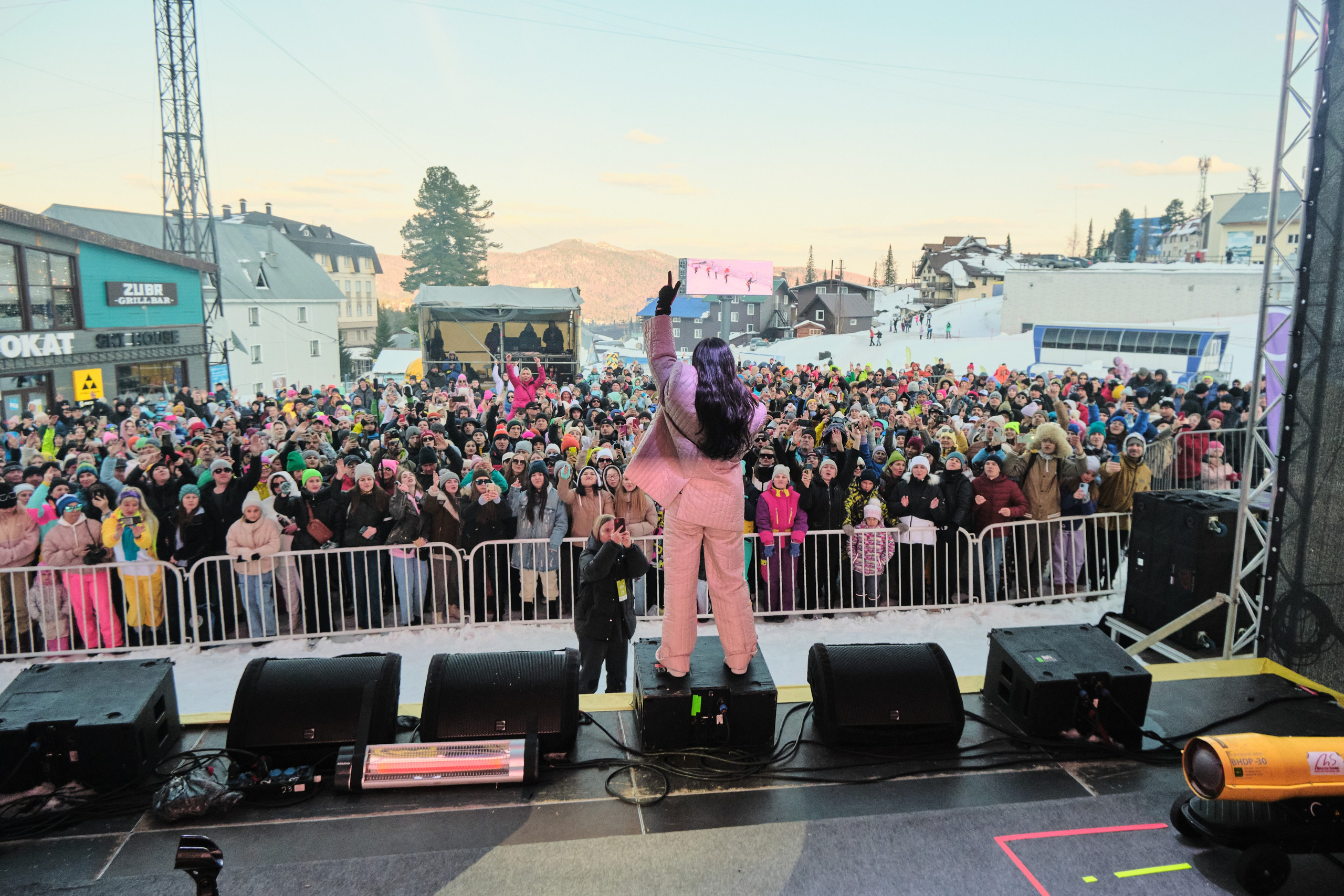 Грелка фест 21.04.2023. Свадебный и семейный фотограф в Новокузнецке Иван Иванов