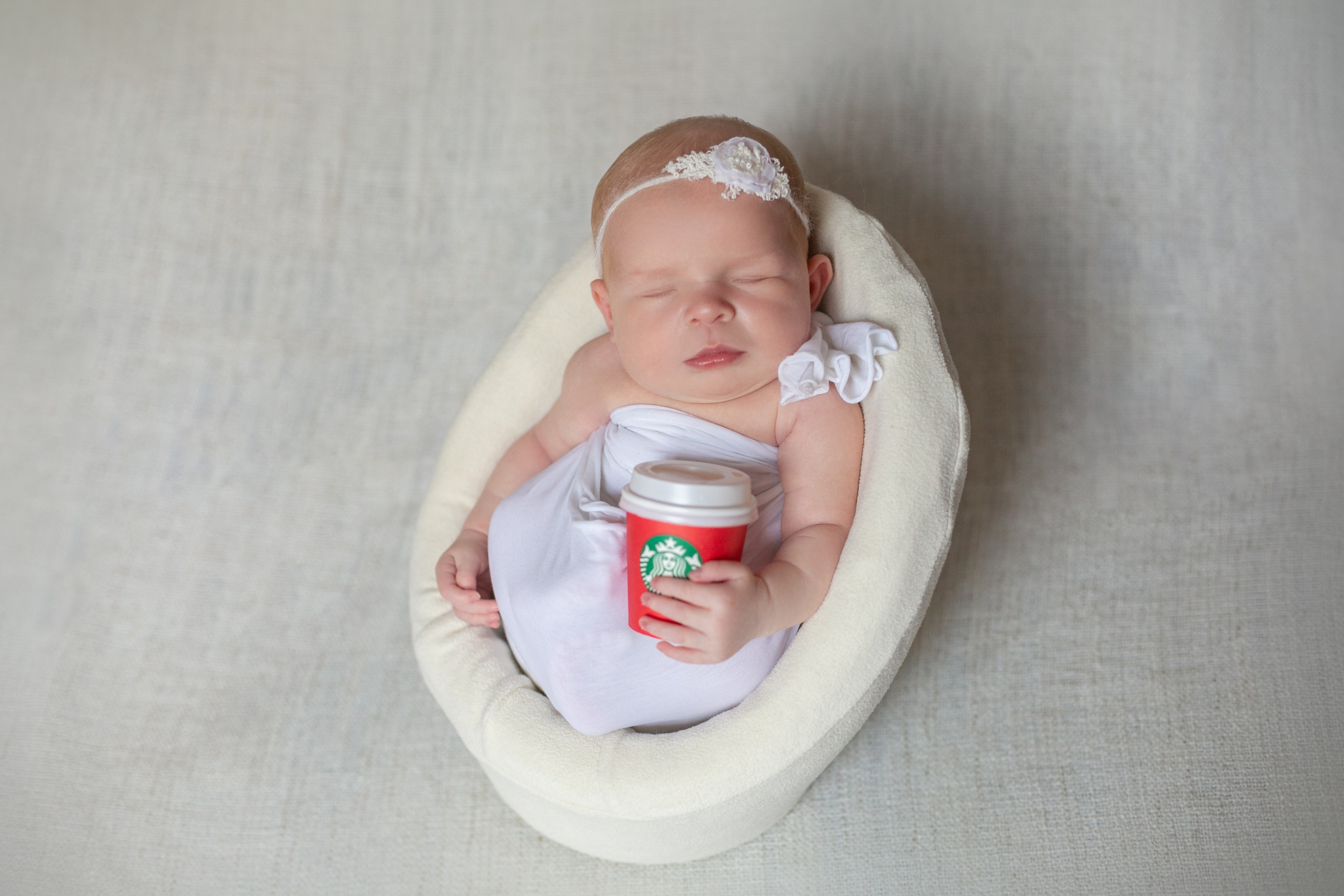 PH @blossombabyru. Retoucher Aleksmokh