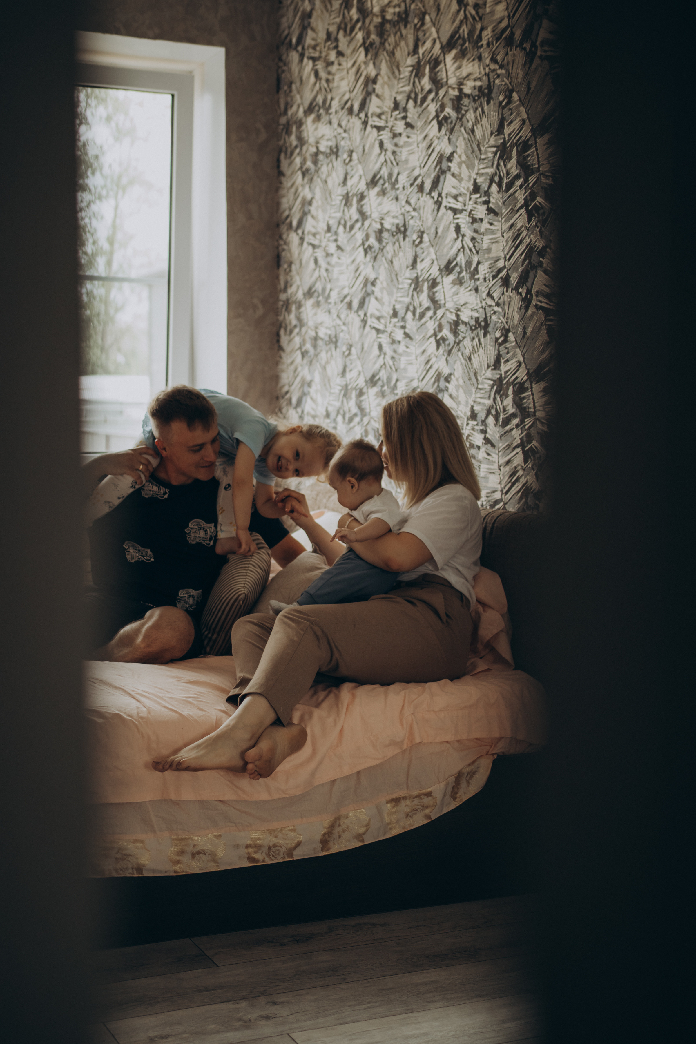 Фотосессия «Дома уютнее». Семейный фотограф в Магнитогорске Алина Рыжова