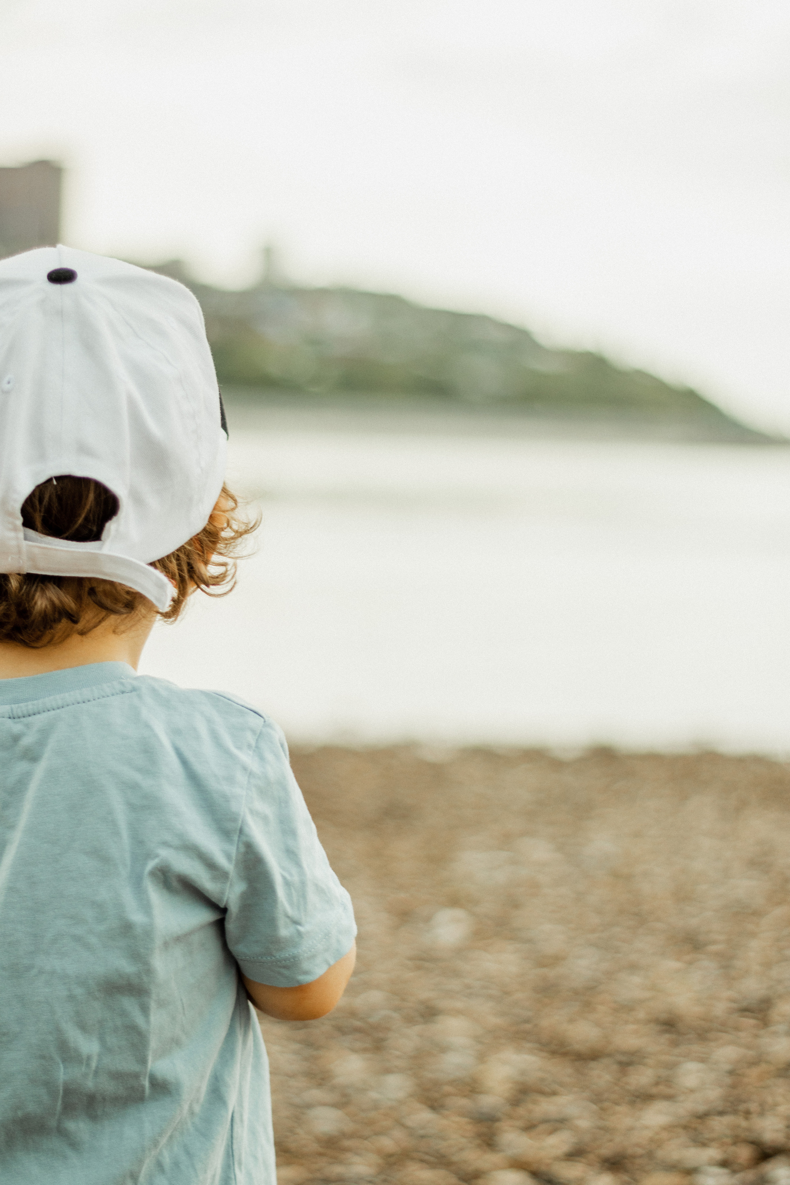 Искандер на берегу. Фотограф Исламова Диана