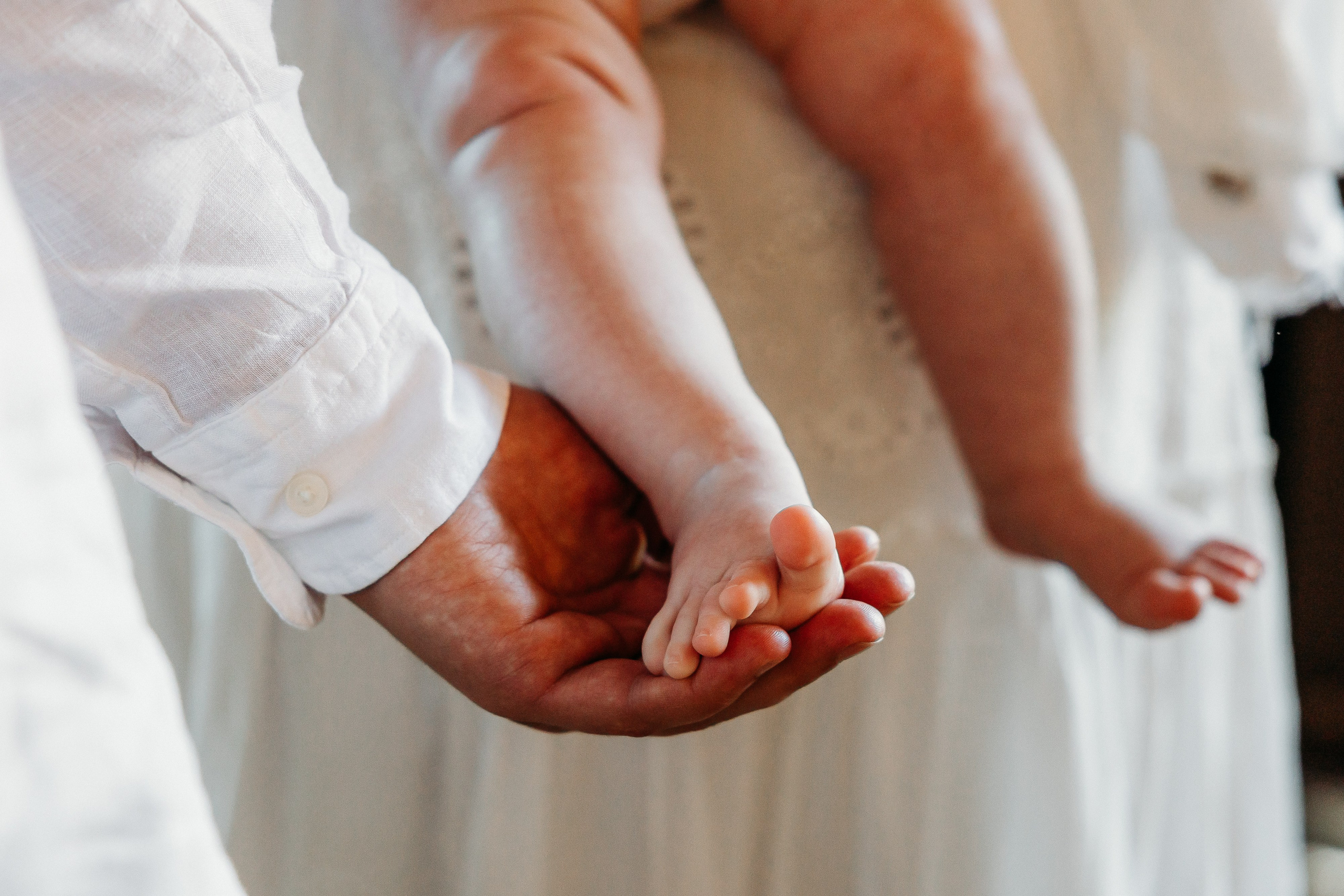 Крещение Миры. Семейный и детский фотограф в Краснодаре. Фотограф новорожденных. Фотограф ньюборн. Фотограф родов Краснодар. Катя Угнивенко