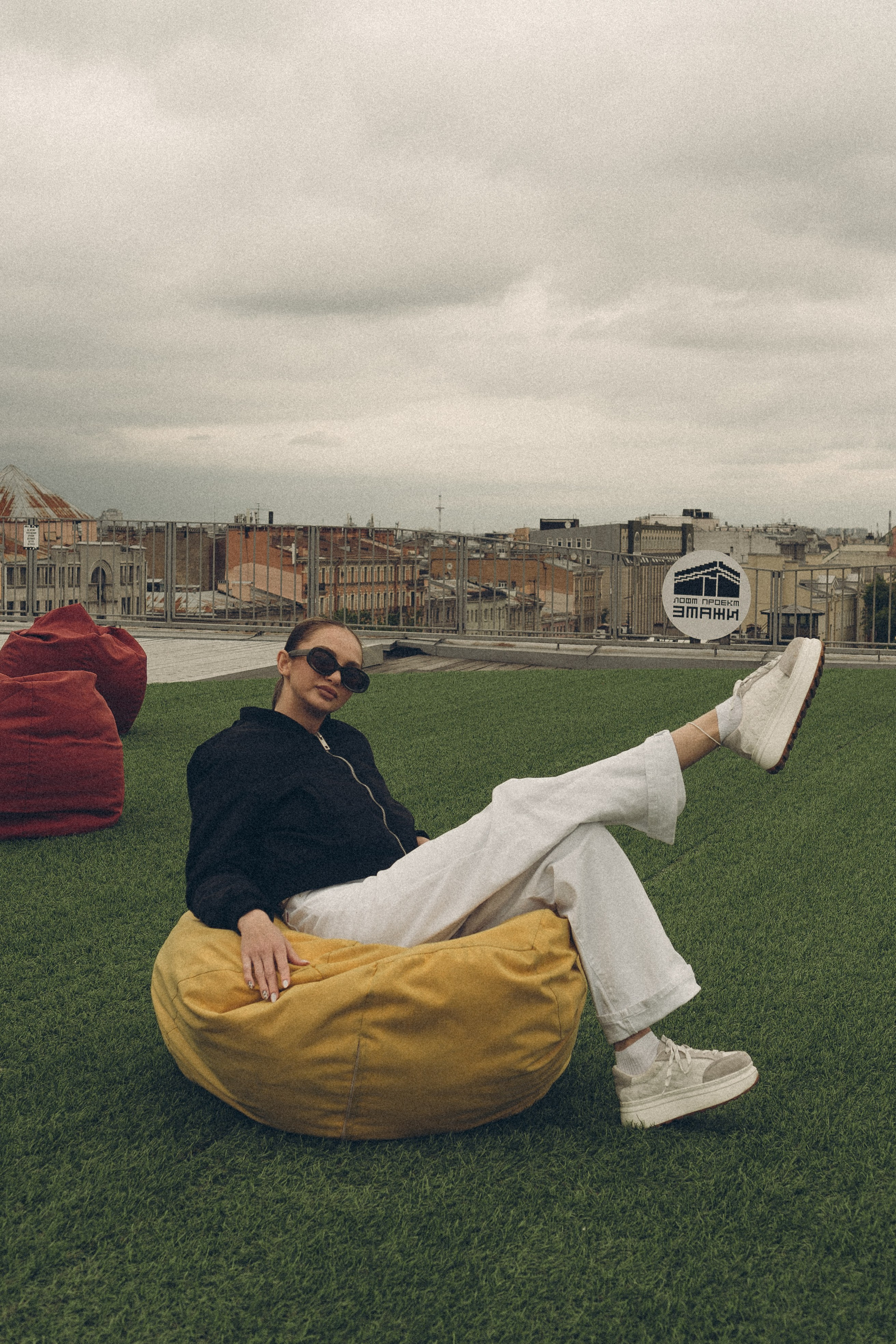 МЫ ГУЛЯЛИ ПРО КРЫШАМ ПИТЕРА. Профессиональный фотограф, Санкт-Петербург — Виктория Богомолова