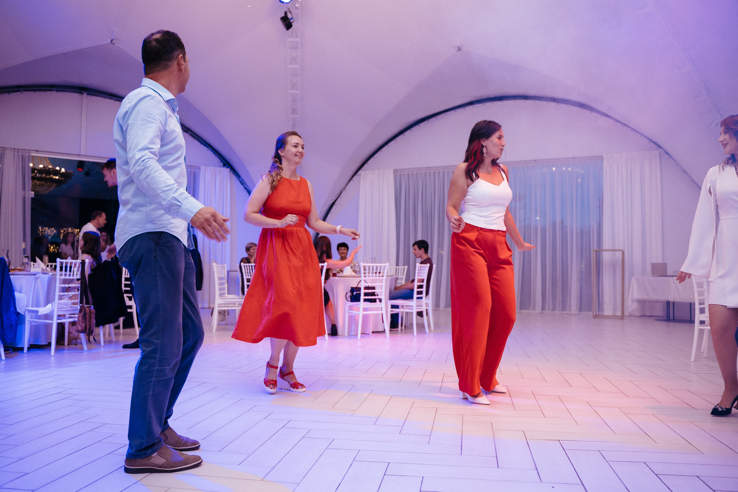 Ави Центр. Свадебный фотограф в Симферополе