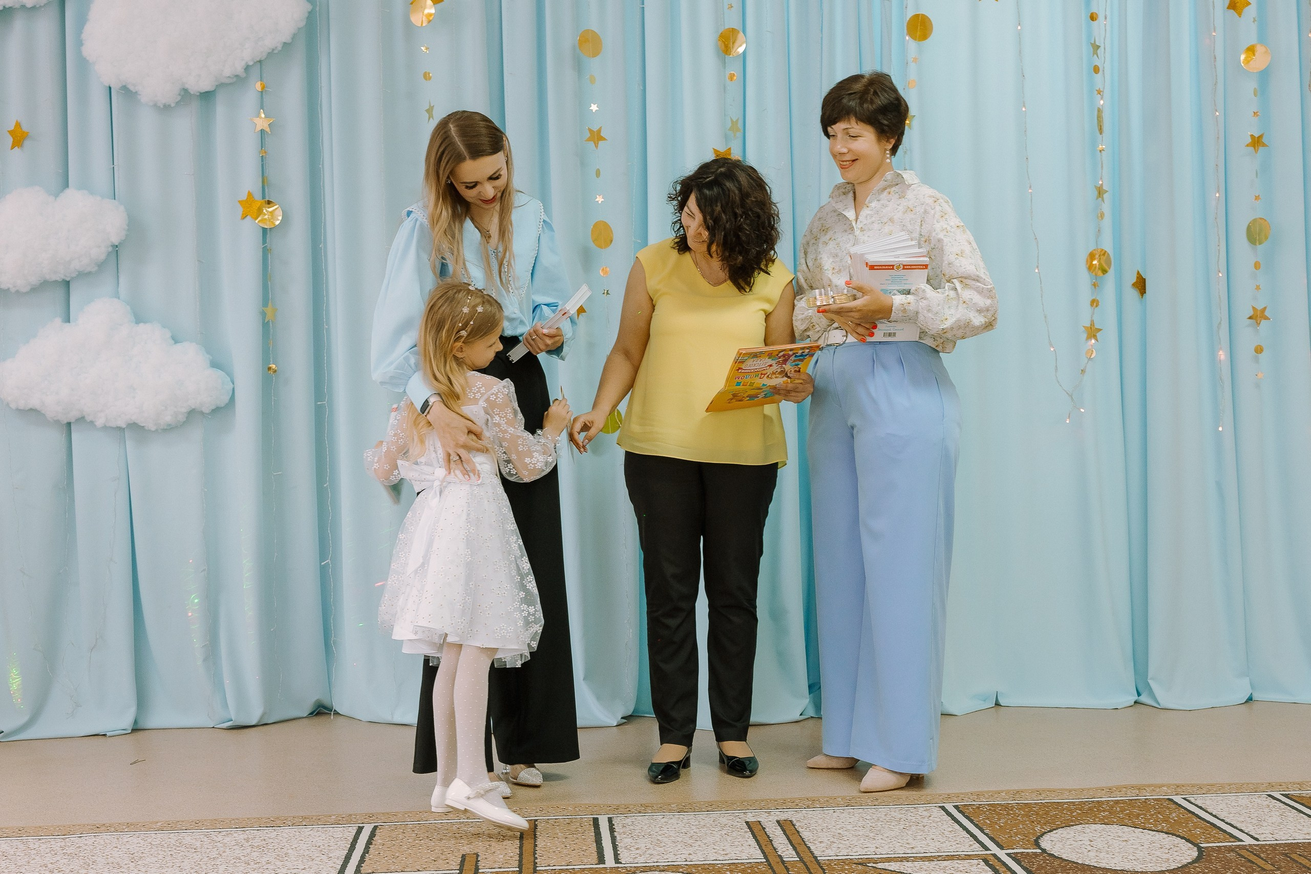 Выпускной в ДС -29. Выпускные альбомы Натальи Бутко: Новороссийск, Анапа, Геленджик