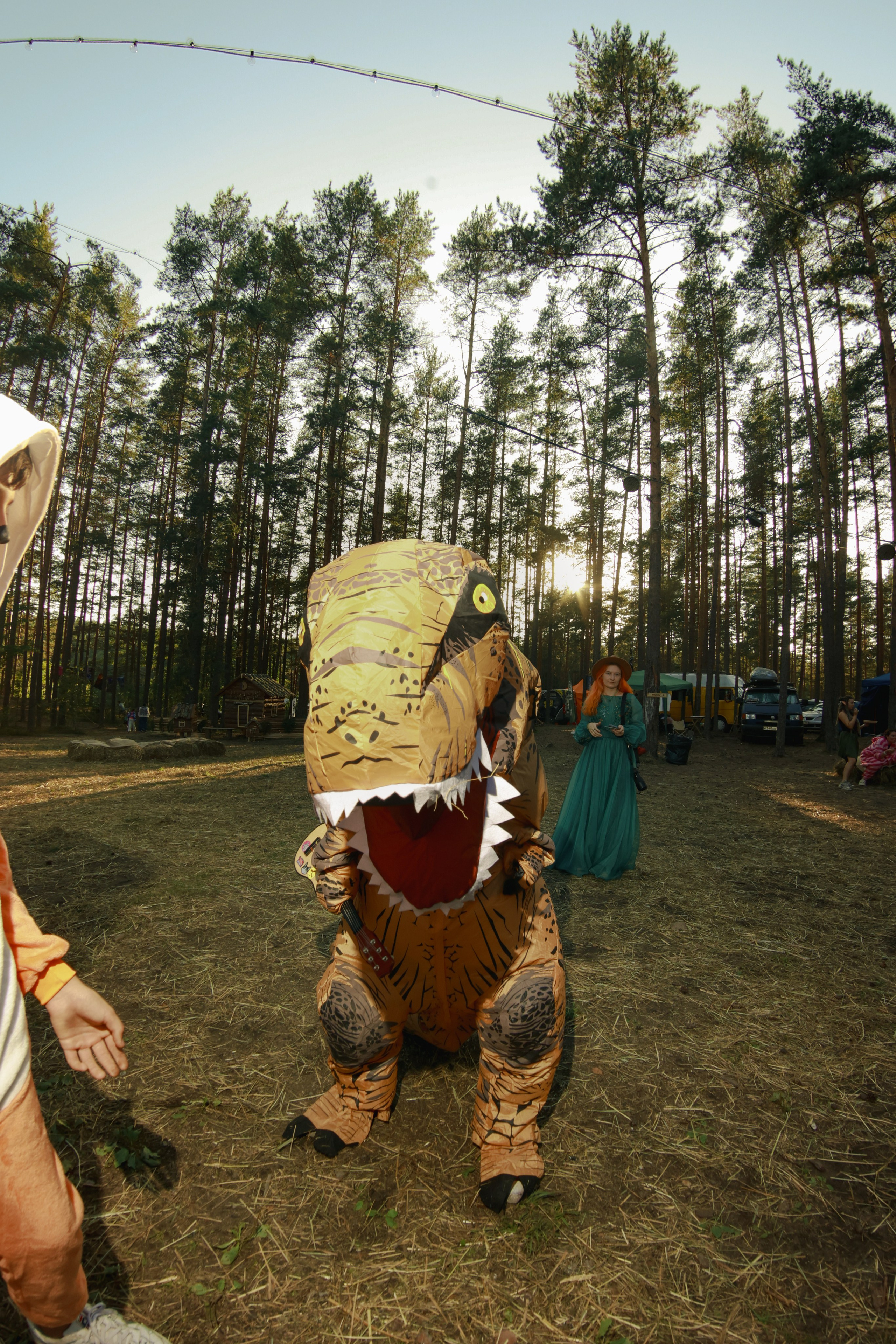 Фестиваль Hello Camper закрытие 2024. Репортажный и портретный фотограф в Санктпетербурге. Видиосъемка мероприятий в Санкт-Петербурге