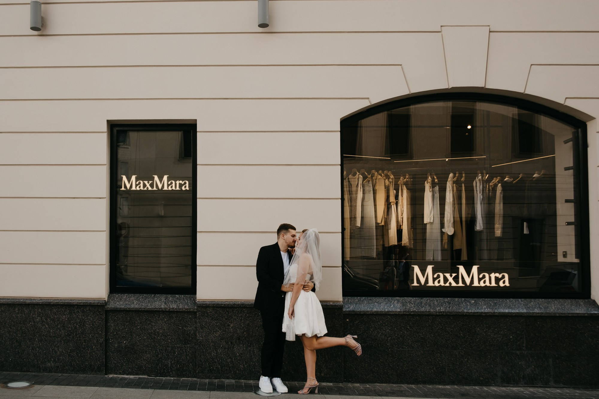 «ты красивый» — «нет, ты!». Свадебный фотограф Александра Тюлякова