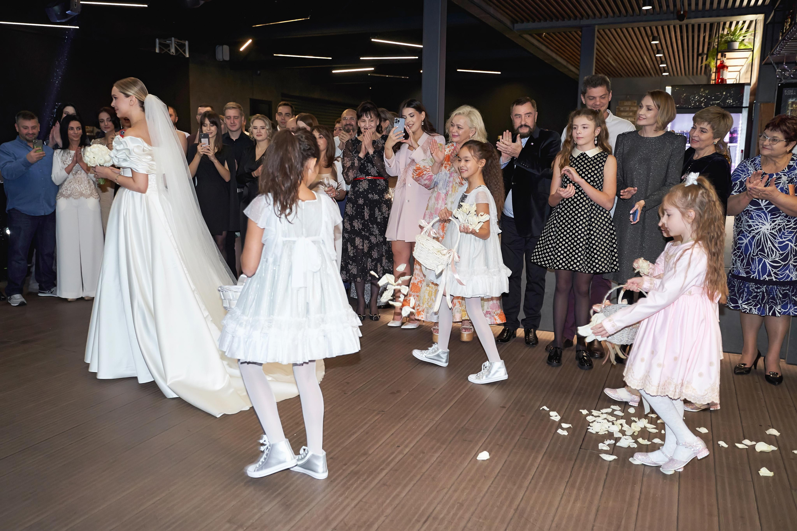 I just love you. Европа, Комо, Италия. Свадьба от TWINS STUDIO DIADEMA. ТВИНС СТУДИО — лучшие свадебные фотографы и видеографы в Краснодаре