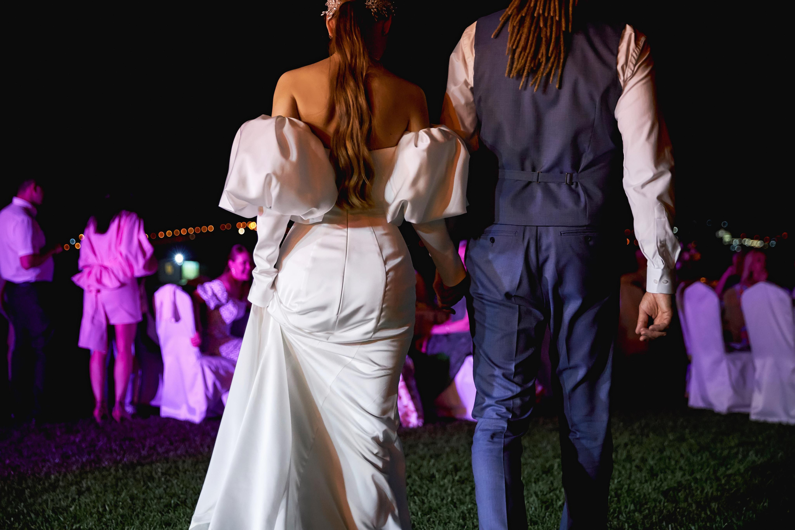 Камерная свадьба для самых близких в окружении моря, гор и гольфа!. ТВИНС СТУДИО — лучшие свадебные фотографы и видеографы в Краснодаре