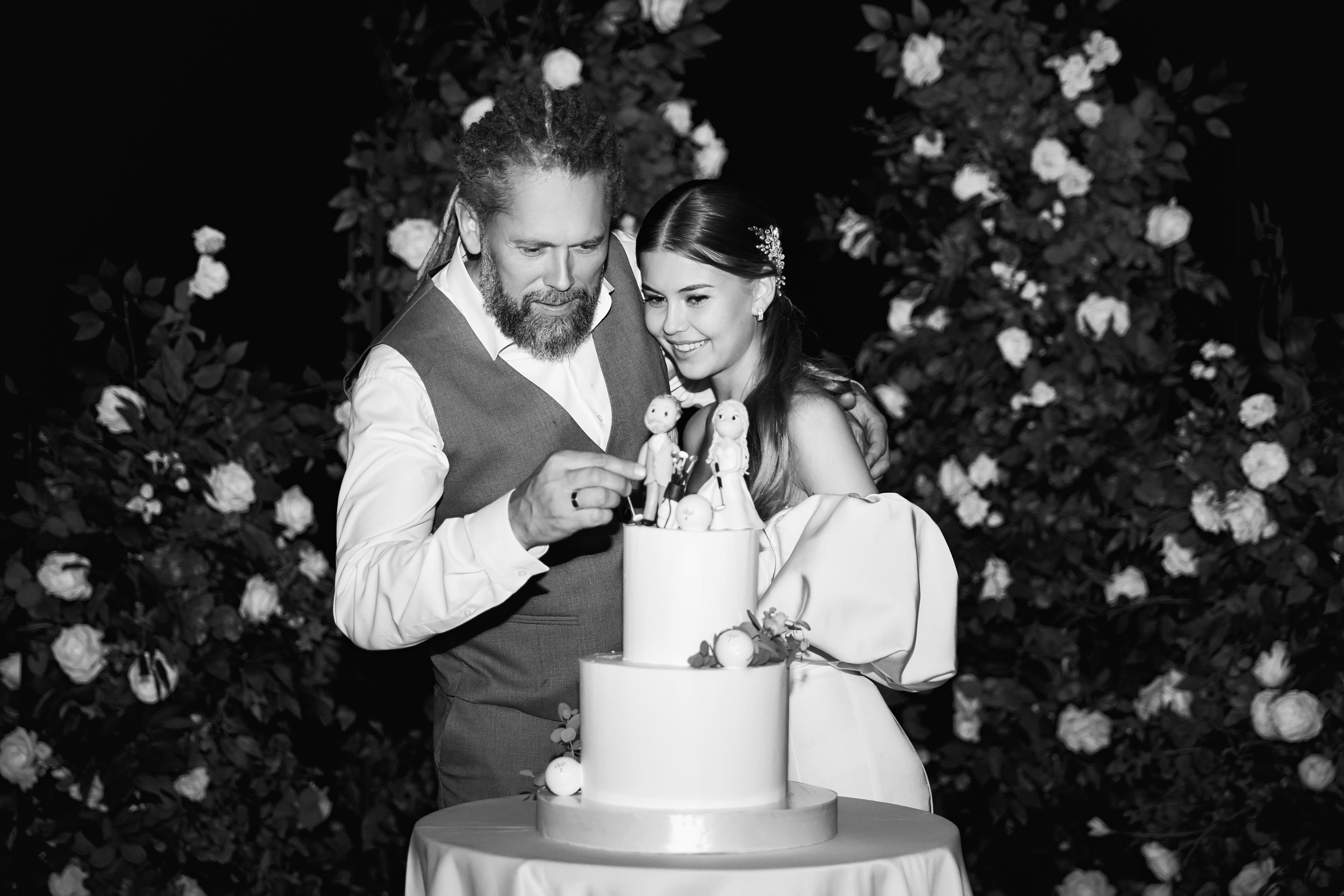 Камерная свадьба для самых близких в окружении моря, гор и гольфа!. ТВИНС СТУДИО — лучшие свадебные фотографы и видеографы в Краснодаре