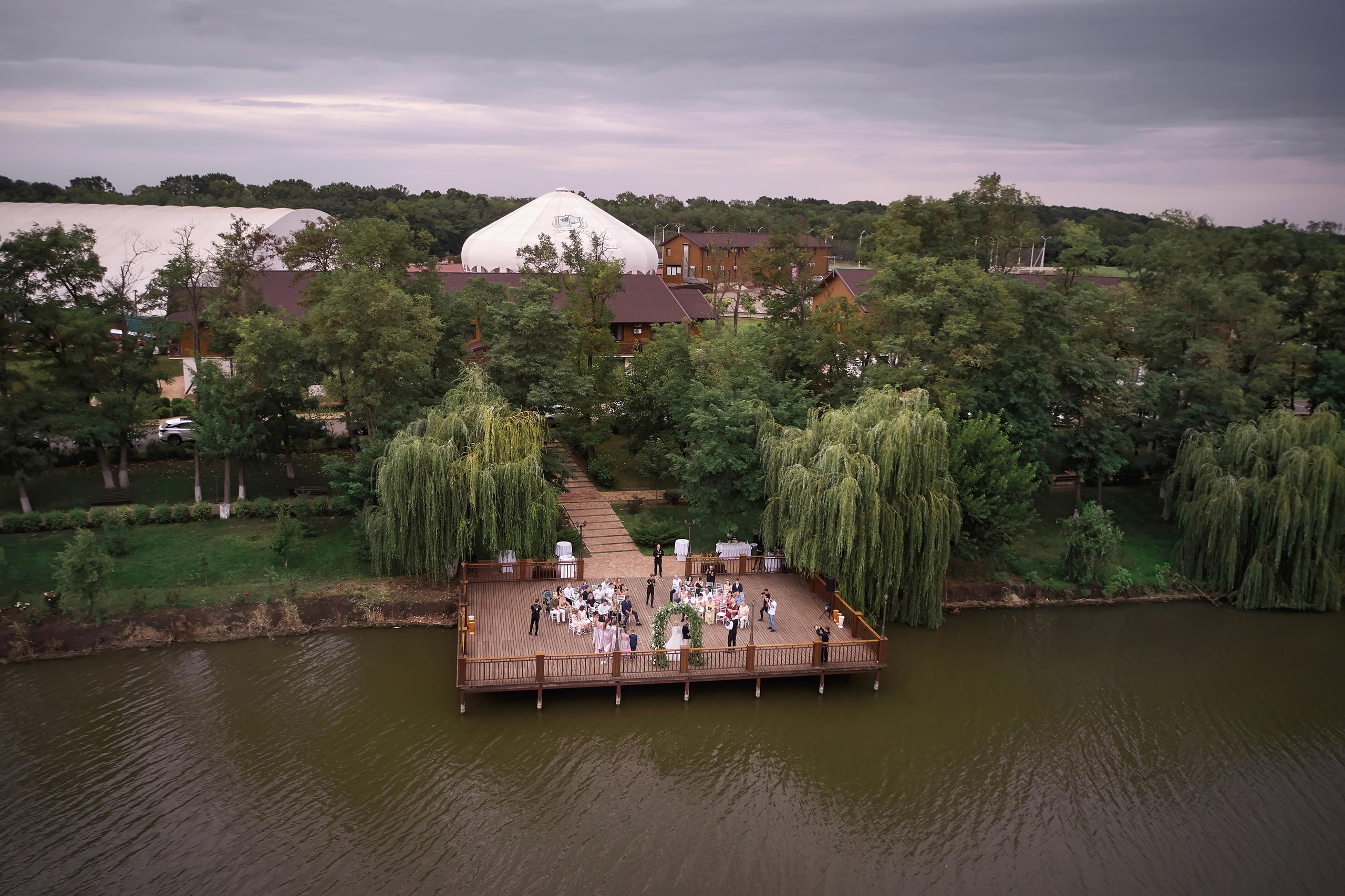 Свадьба в Усадьбе Фамилии. Фото и видео Twins Studio. ТВИНС СТУДИО — лучшие свадебные фотографы и видеографы в Краснодаре