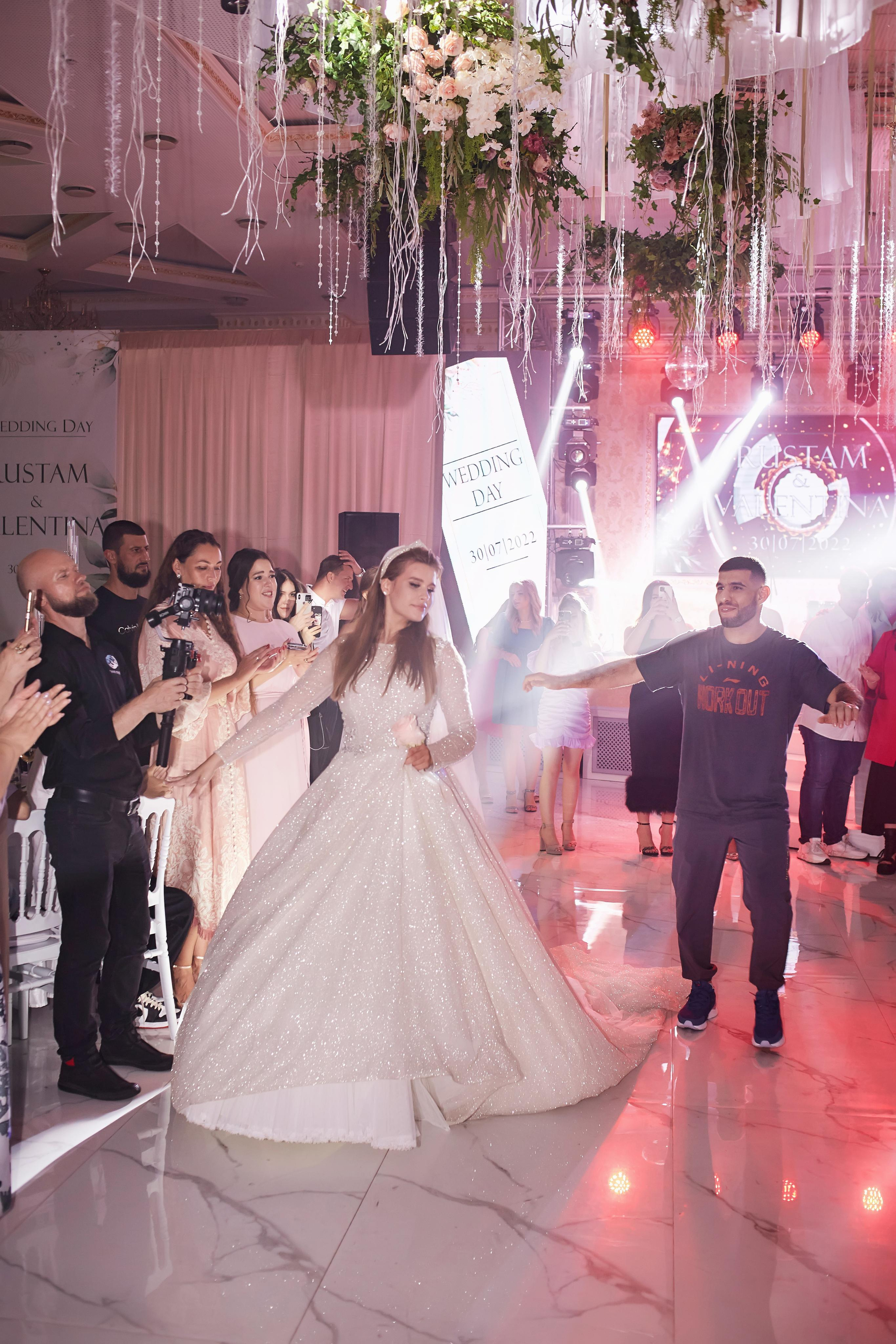 Чемпион Европы по борьбе и она скромная и умеющая бить двоечку!. ТВИНС СТУДИО — лучшие свадебные фотографы и видеографы в Краснодаре