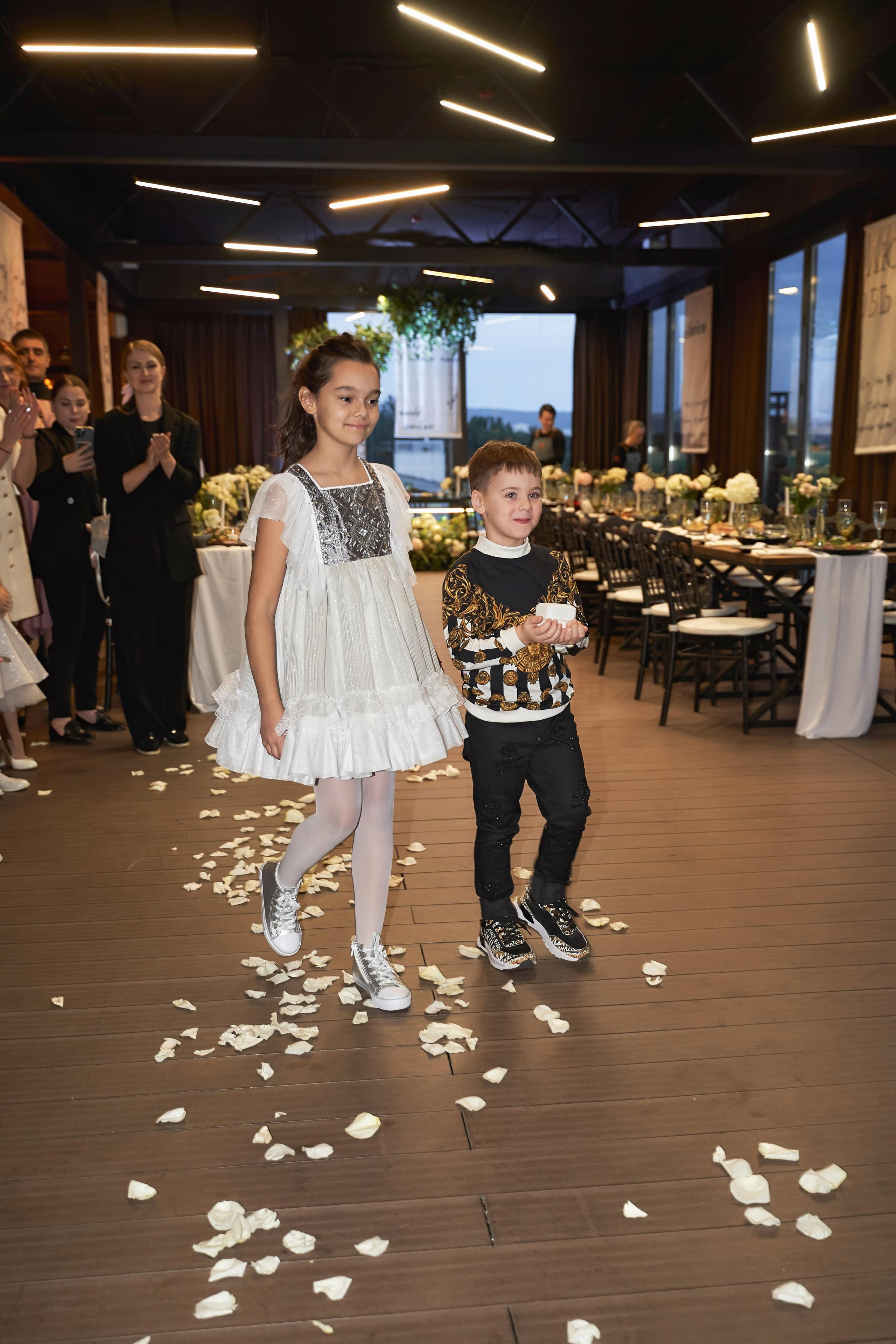 I just love you. Европа, Комо, Италия. Свадьба от TWINS STUDIO DIADEMA. ТВИНС СТУДИО — лучшие свадебные фотографы и видеографы в Краснодаре