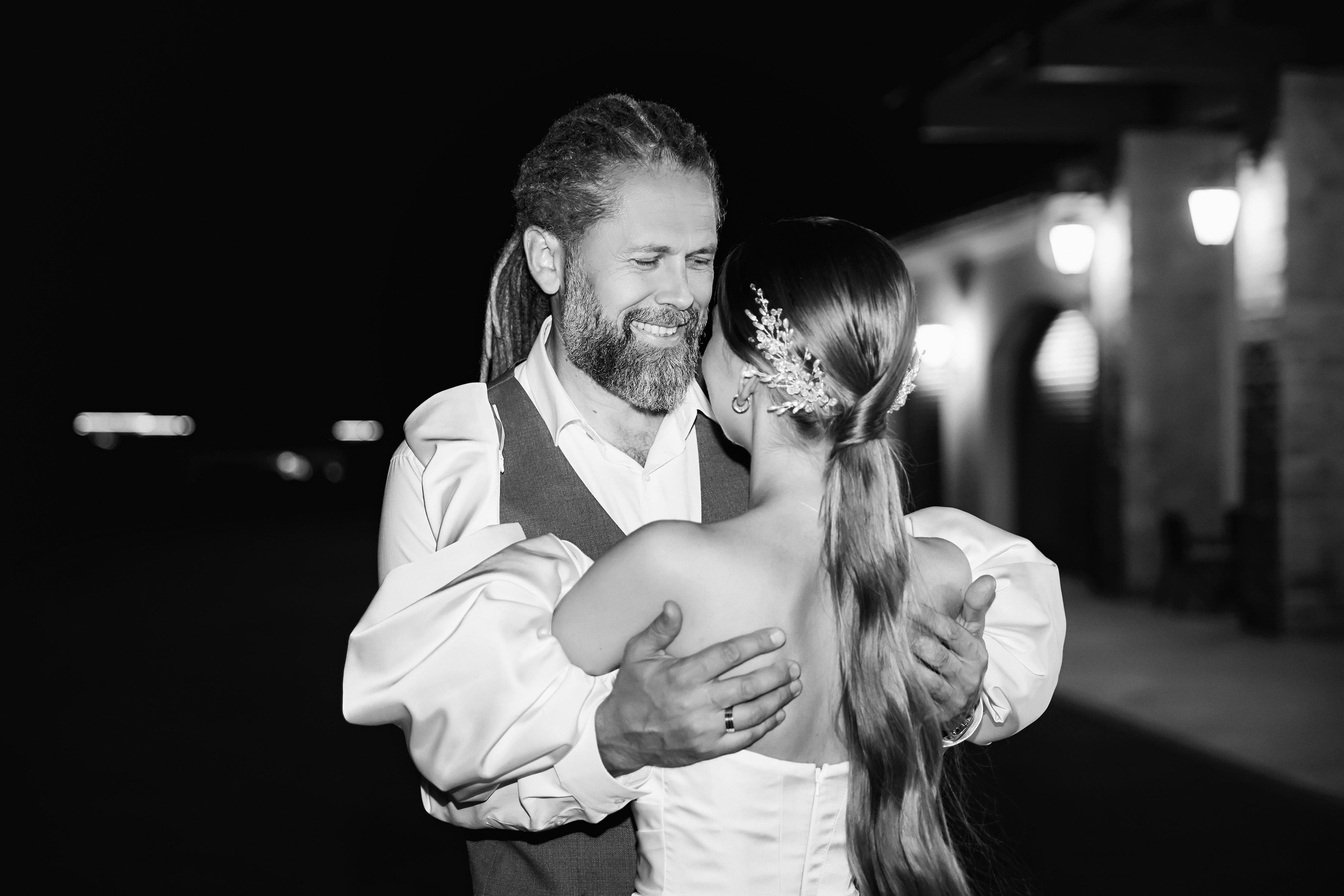 Камерная свадьба для самых близких в окружении моря, гор и гольфа!. ТВИНС СТУДИО — лучшие свадебные фотографы и видеографы в Краснодаре