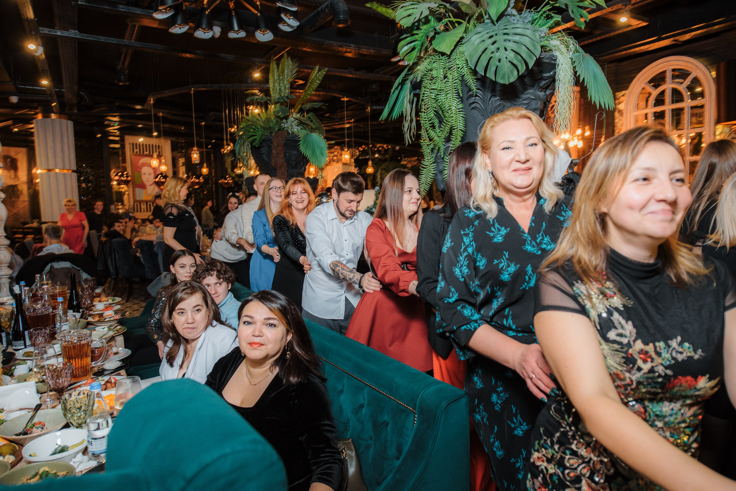 BAHROMA • Новогодний корпоратив 2024. Фотограф Элина Брусенцева