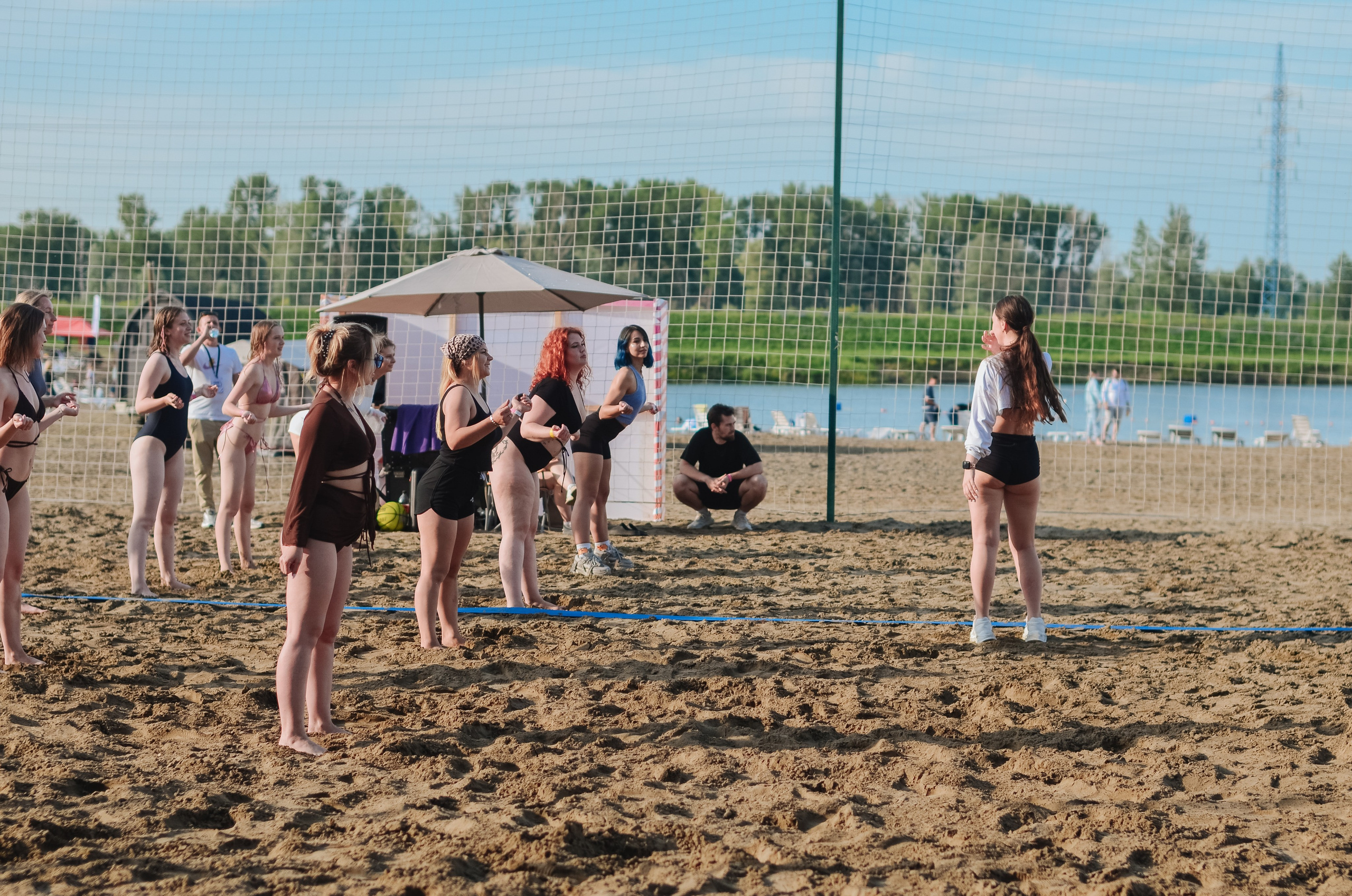 Фестиваль «Грань» 2025. Спортивная площадка. Денисова Аля — фотограф для парных съемок и индивидуальных историй в Барнауле