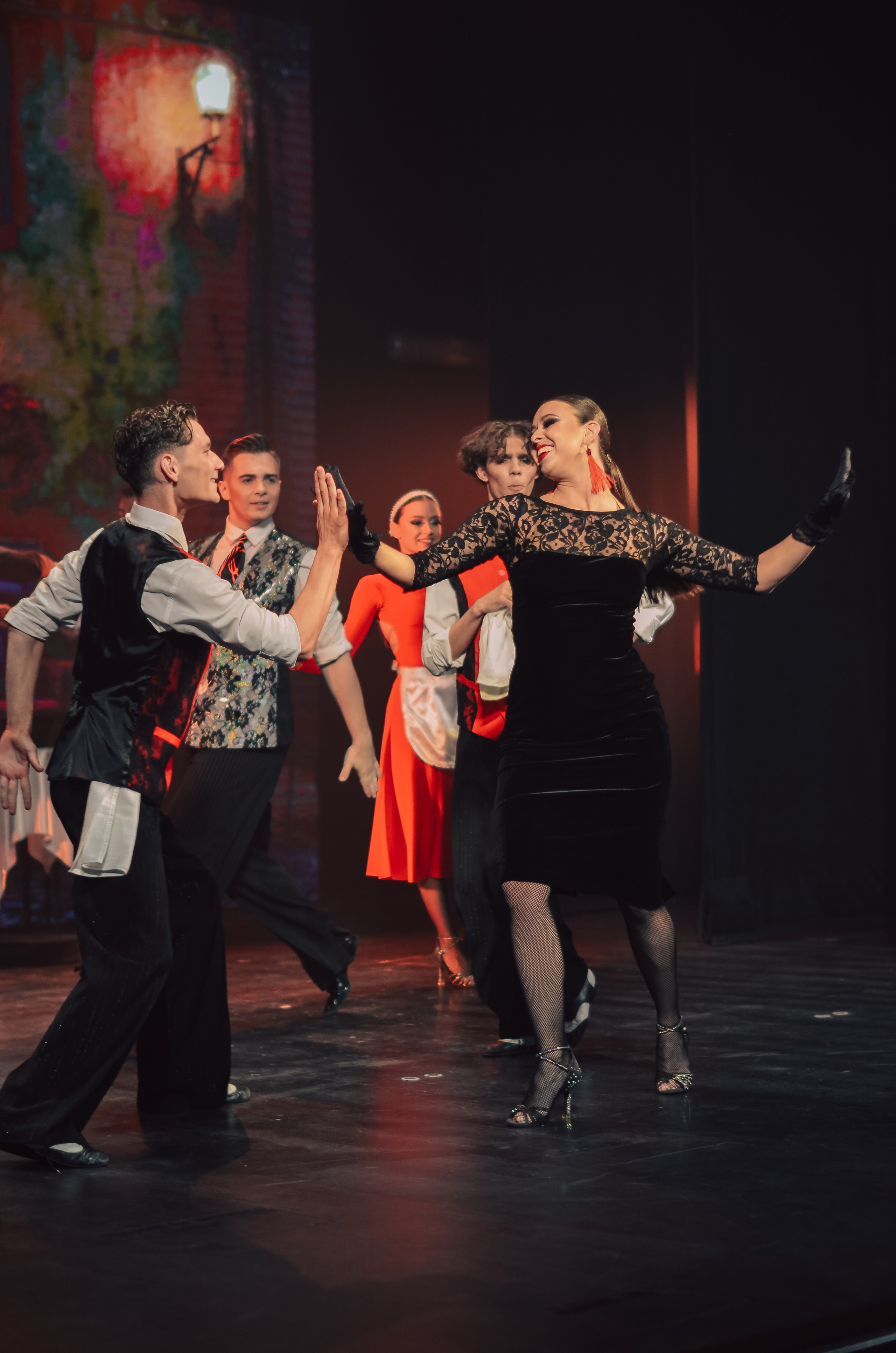 Фоторепортаж танцевального мероприятия. Денисова Аля — фотограф для парных съемок и индивидуальных историй в Барнауле