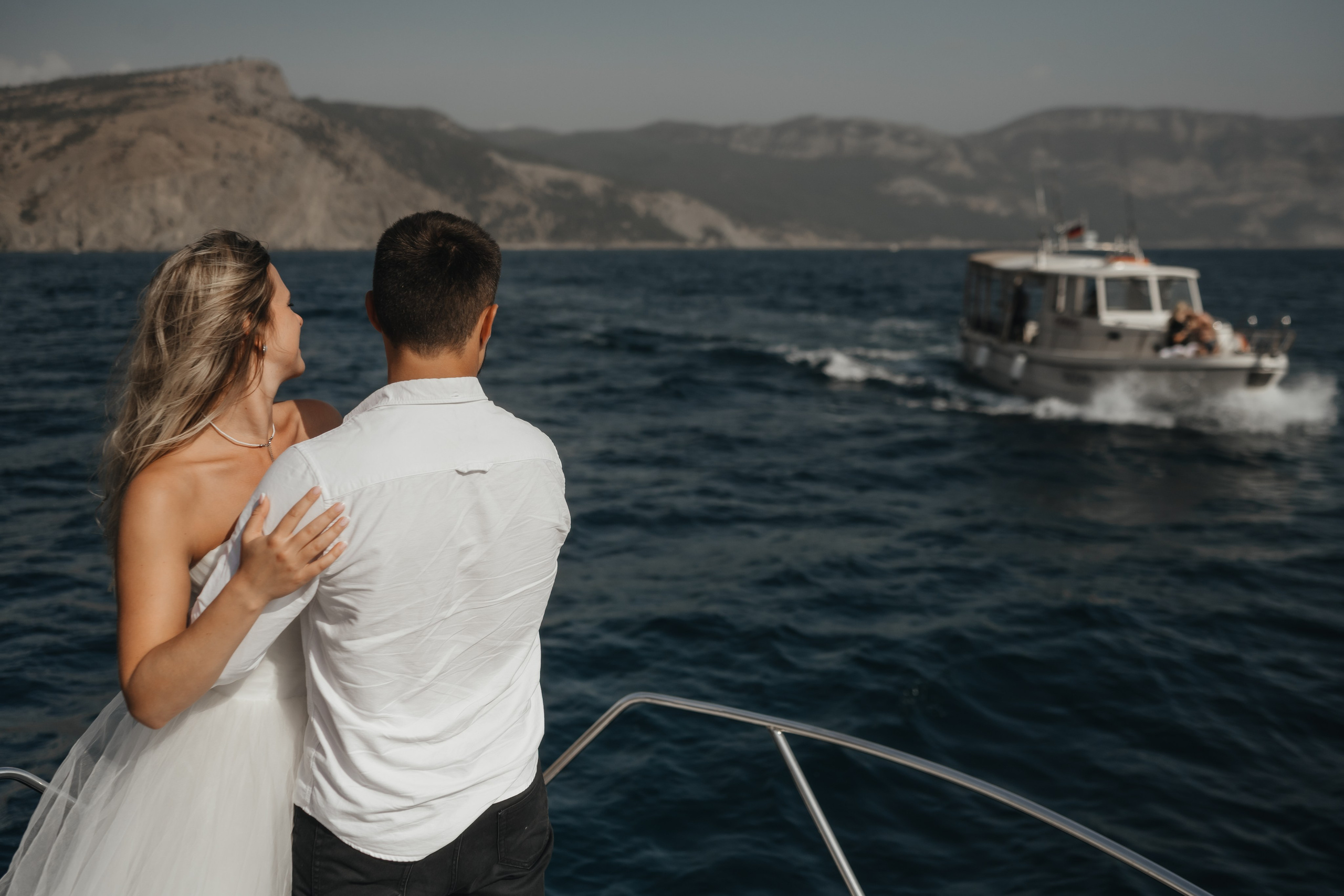 Фототур Крым: Стоимость съемки с трансфером и ретушью. Свадебный и семейный фотограф и видеограф, Крым, Москва, Санкт -Петербург