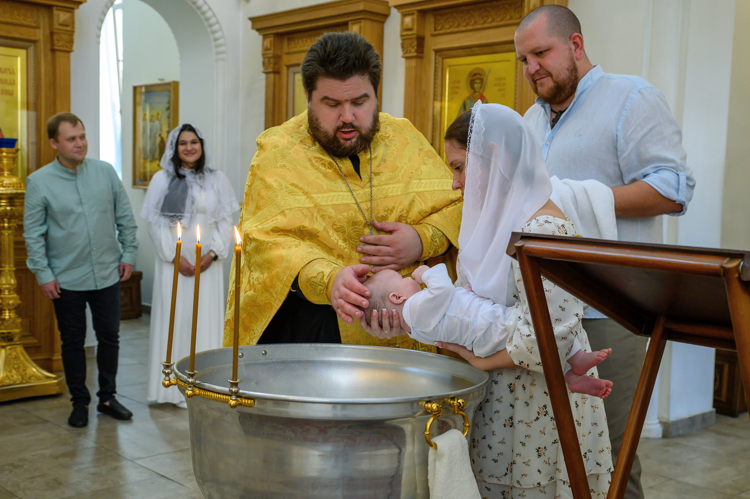 Таинство крещения. Профессиональный фотограф в Санкт-Петербурге