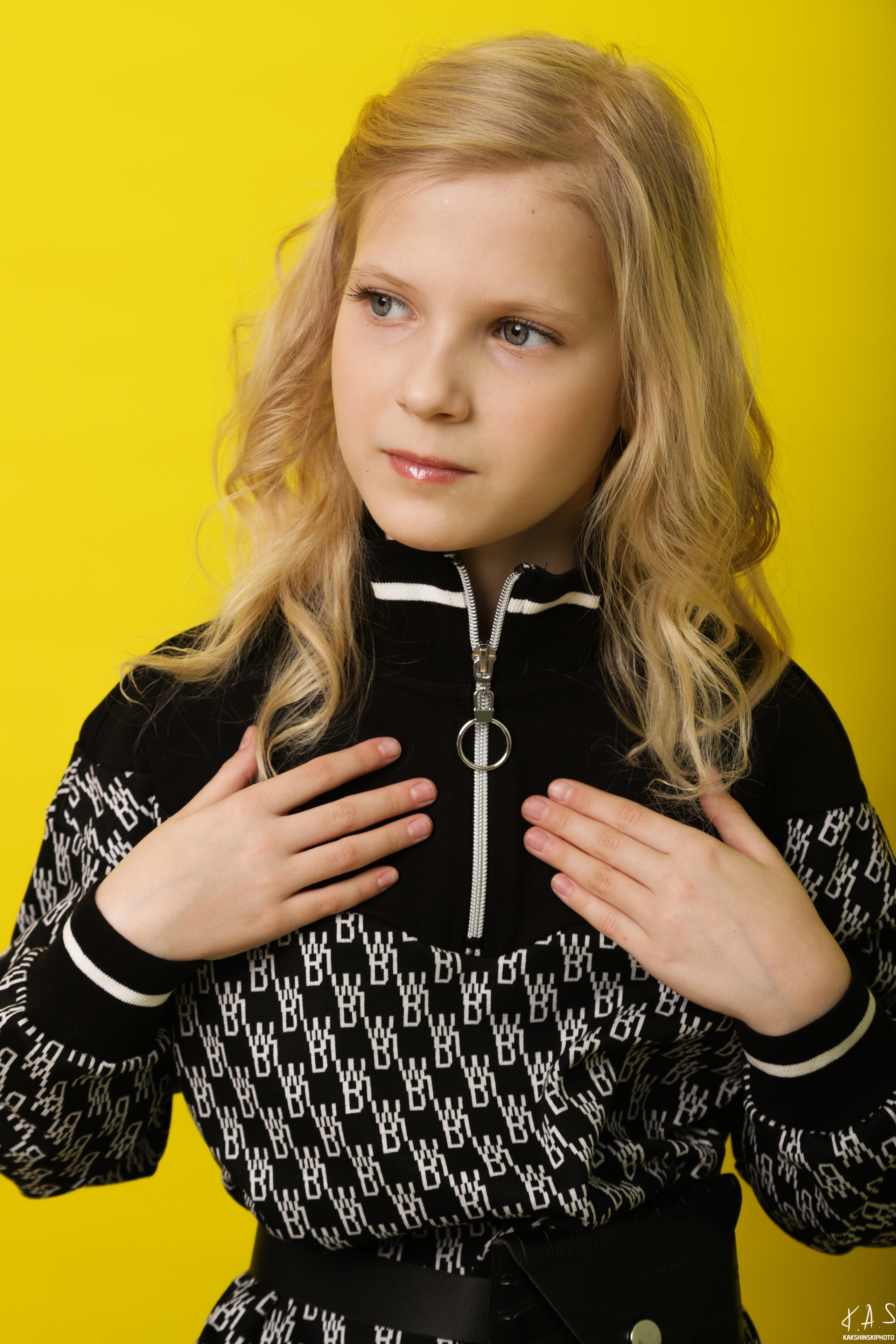 Каталожка. Магазин детской одежды «Modakids». Фотография и видеосъёмка