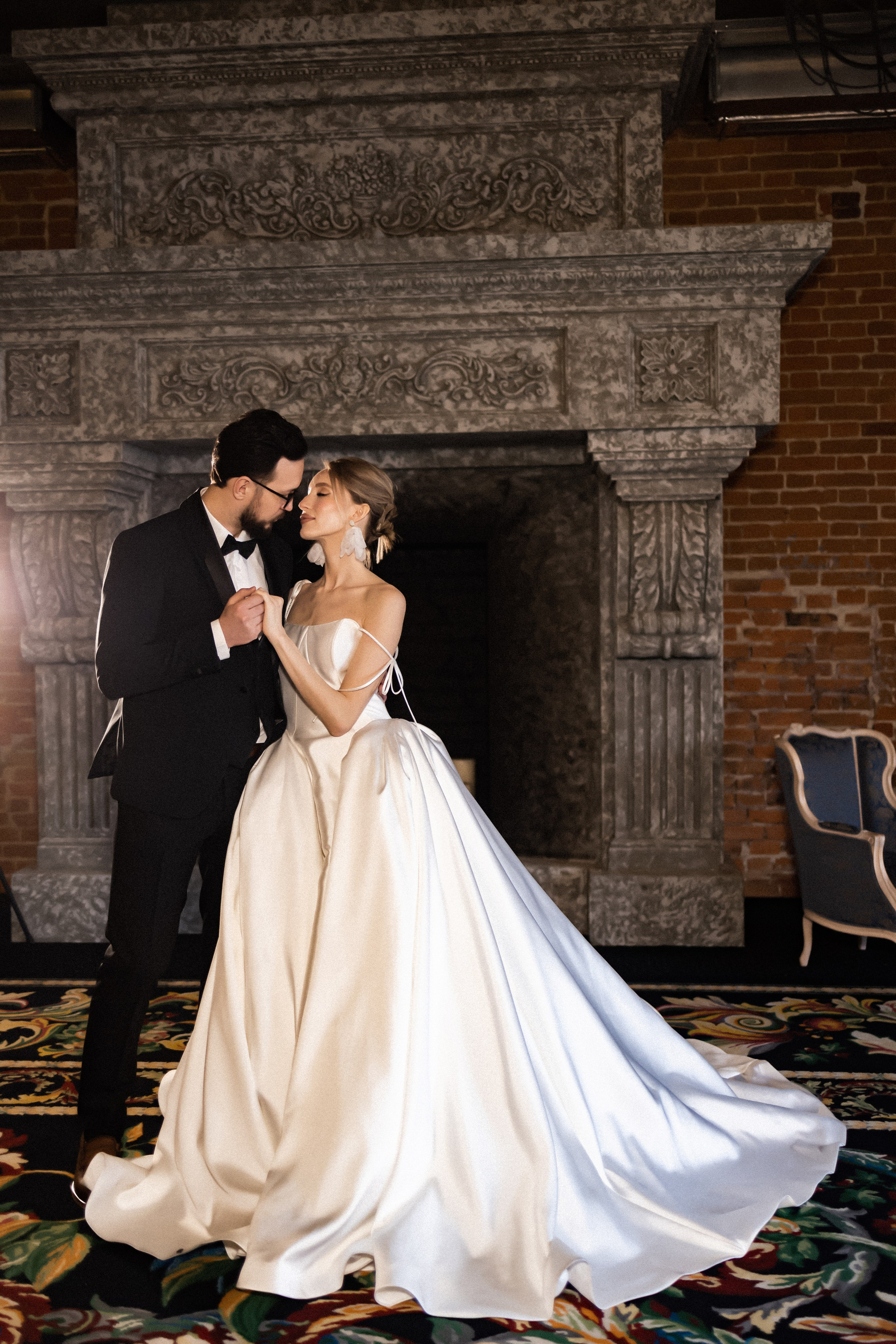 Свадебная в ресторане. Фотограф Арина Шмакова