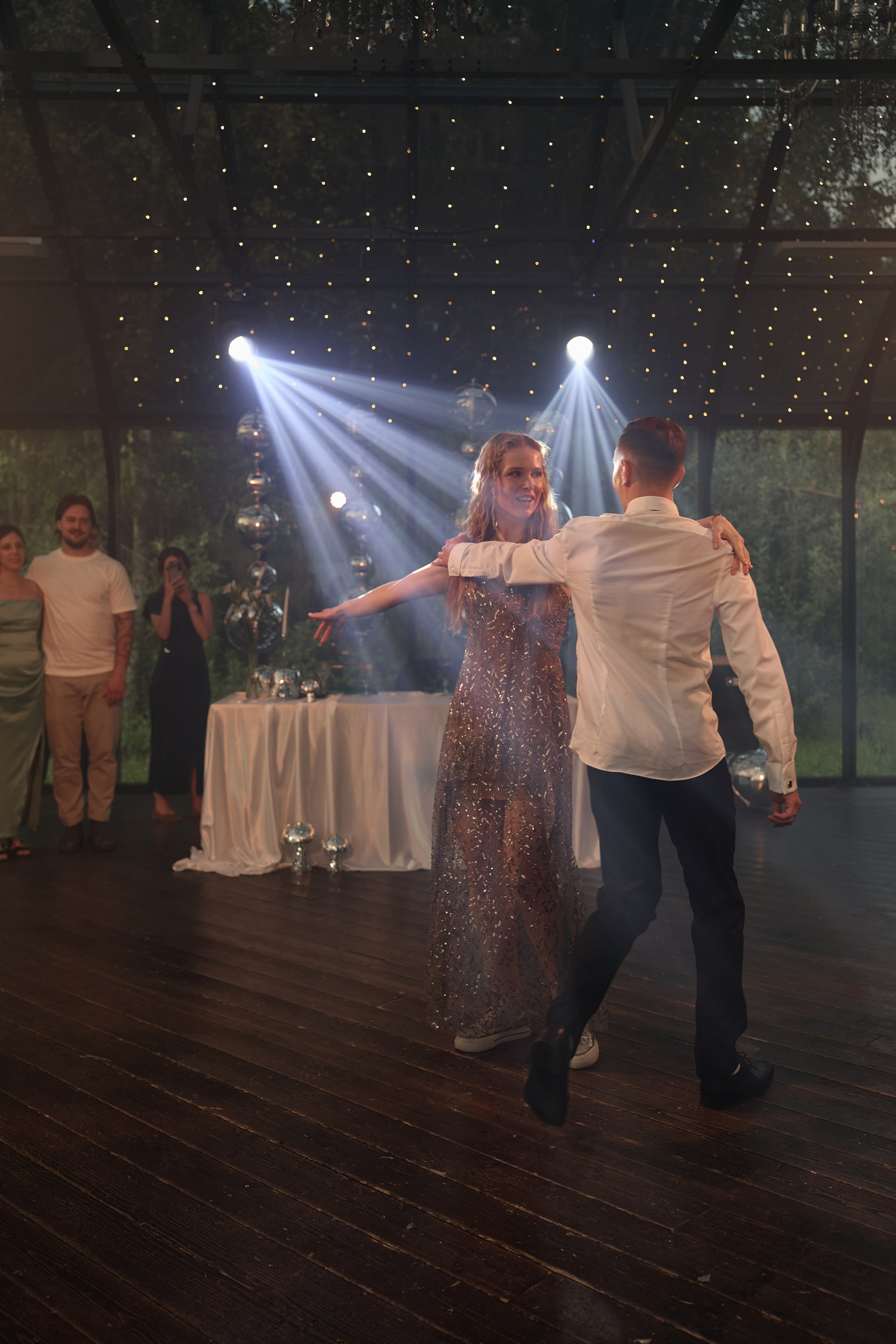 Roman & Julia Green House. Kharchenkotatianaweddingphoto