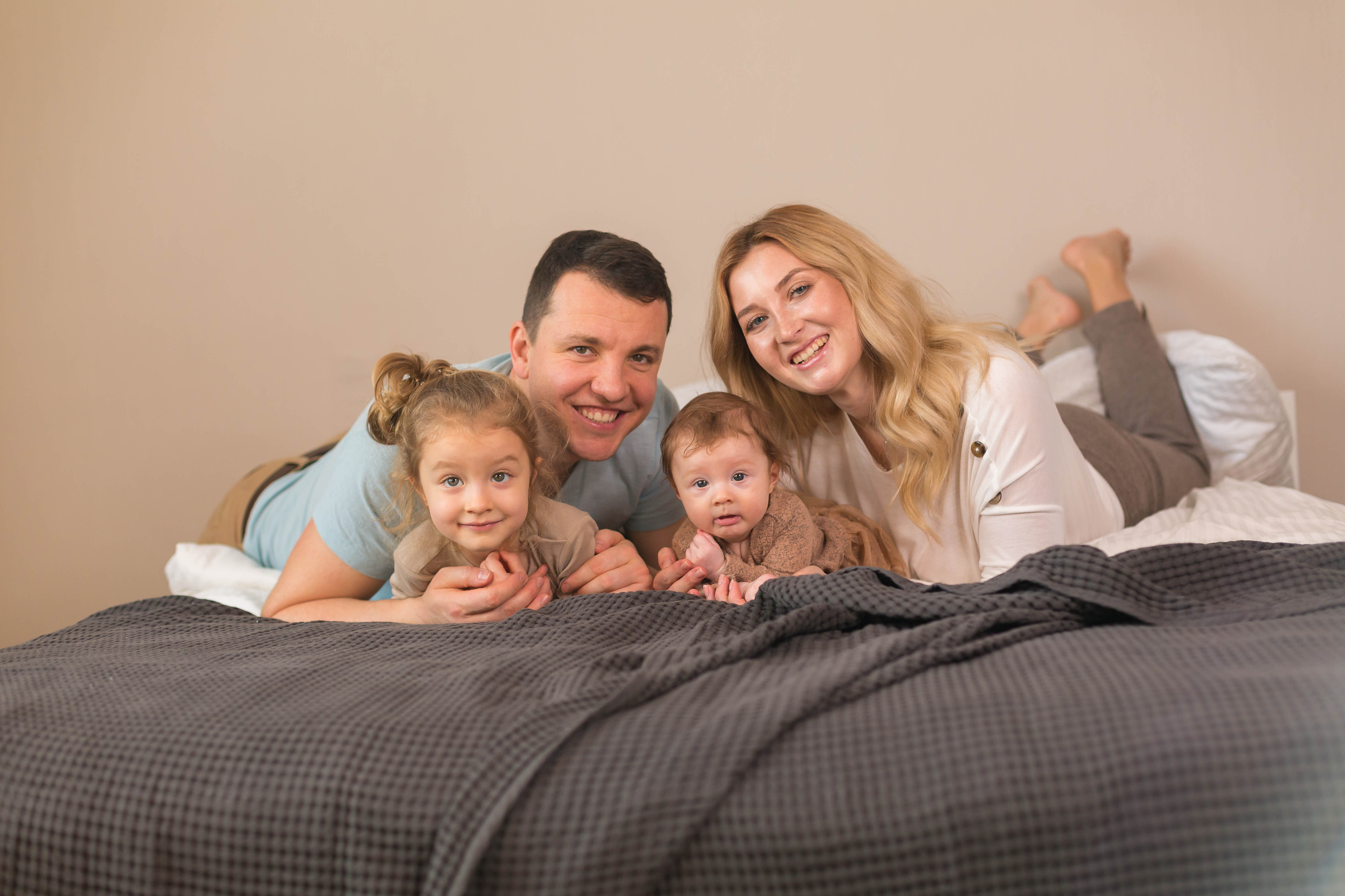 Семейные. Фотограф новорожденных в Симферополе Эльмира тизе