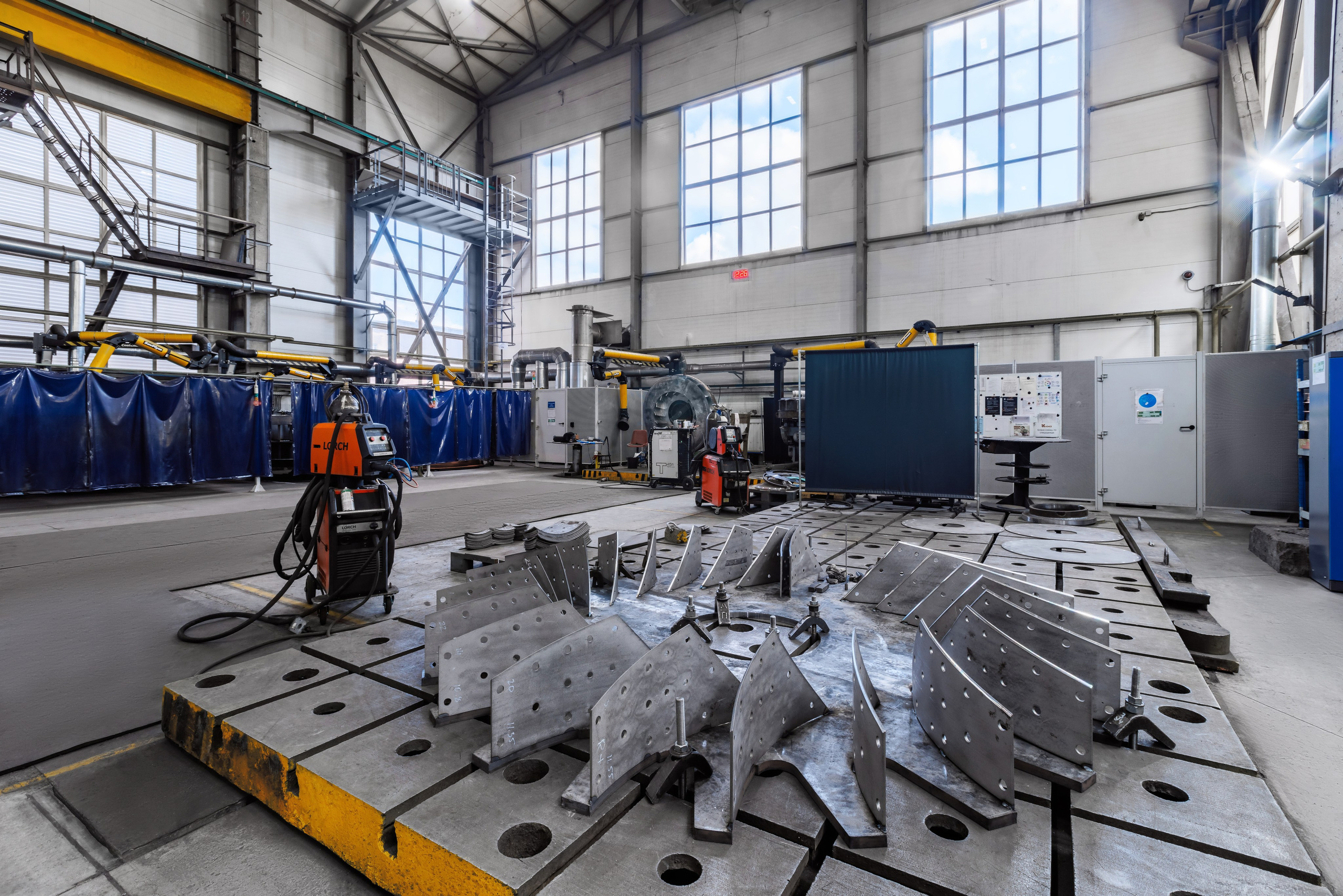 КМЗ. Фотограф Виталий Хайлов, Екатеринбург