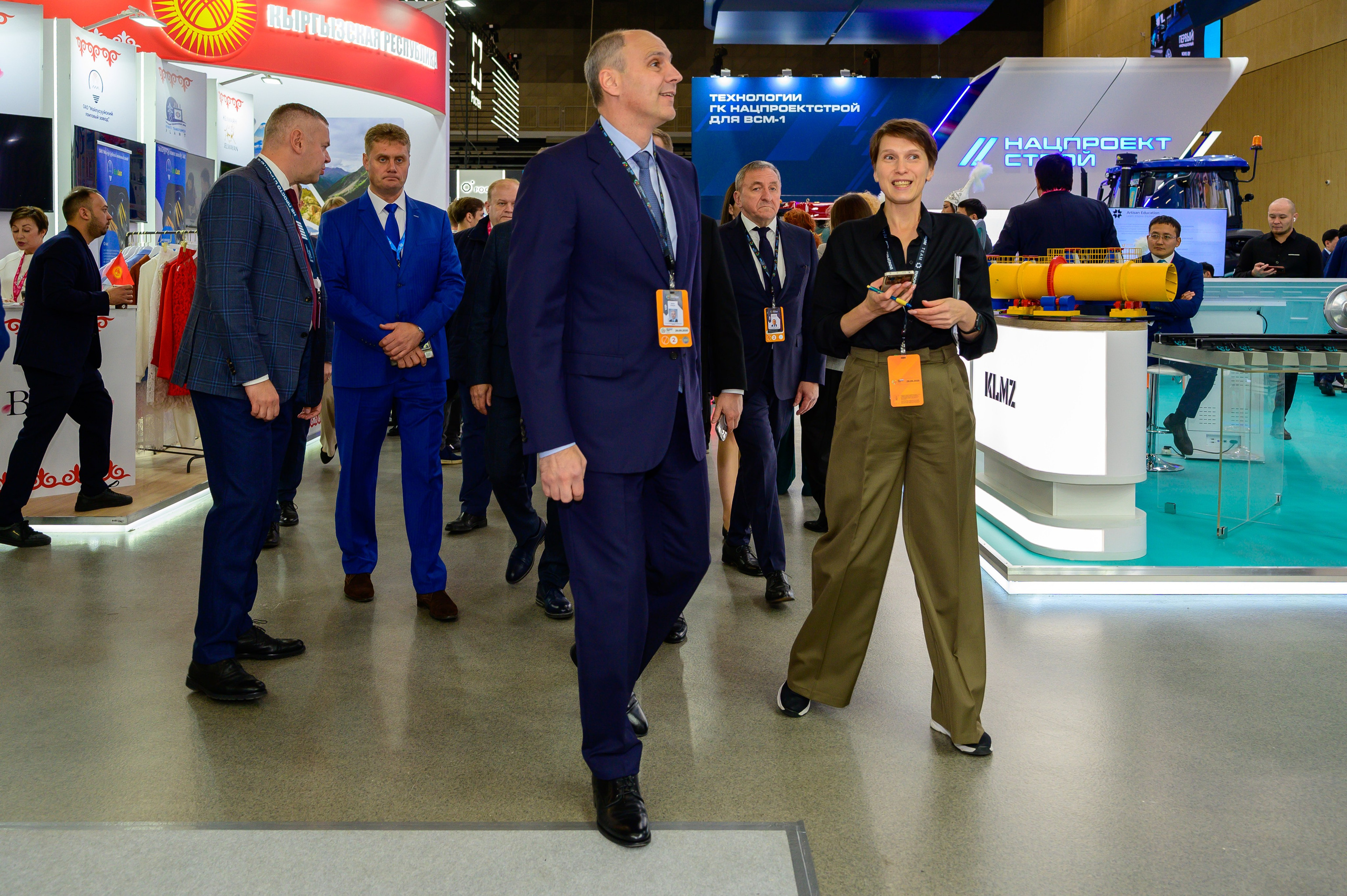 BigindustrialweekBelarus. Фотоуслуги, услуги фотографа, фотографирование важных событий