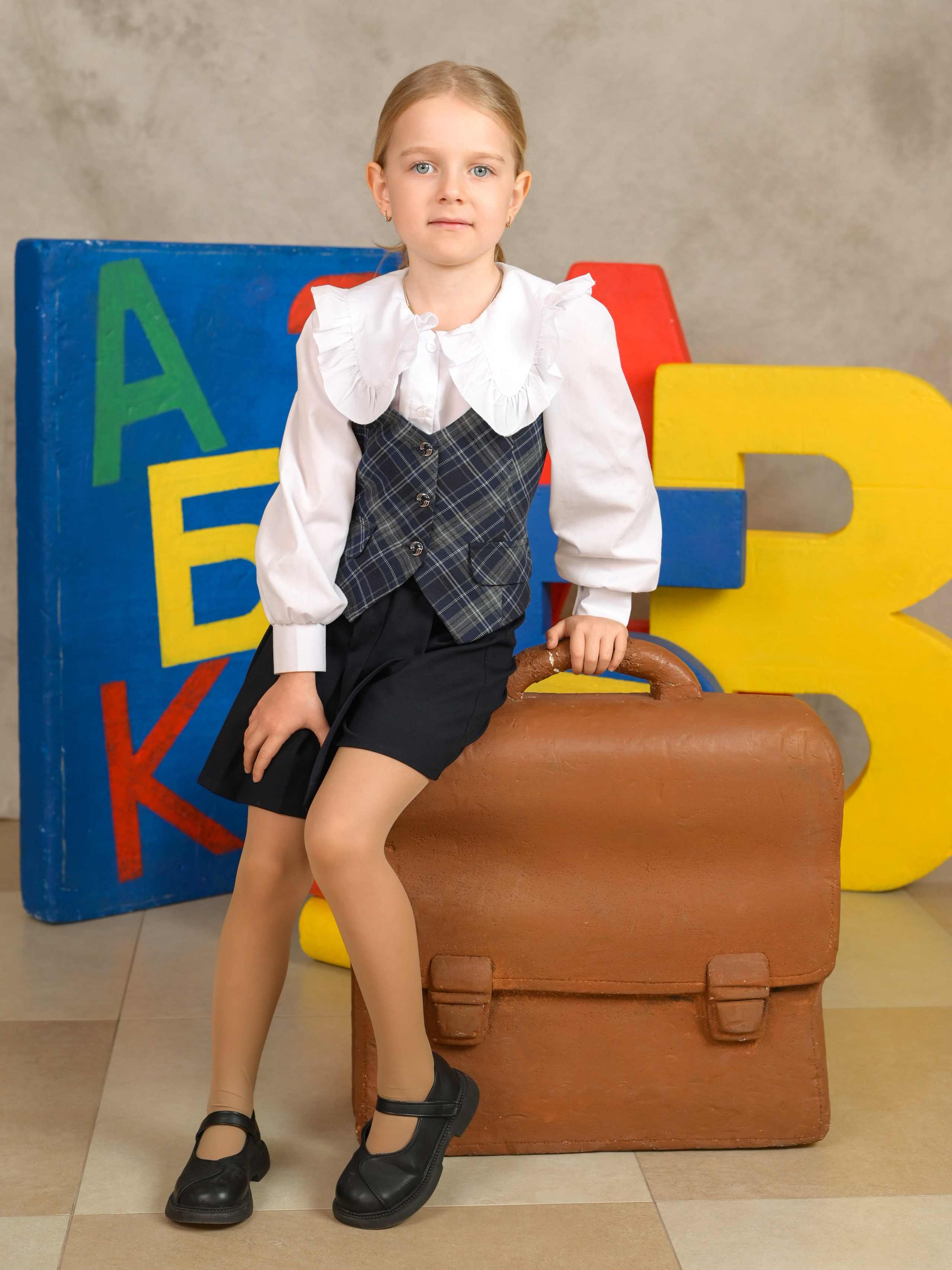 Общие фотографии 1-11 класс. Выпускные альбомы в Тюмени для школ, садов, вузов спортивных секций