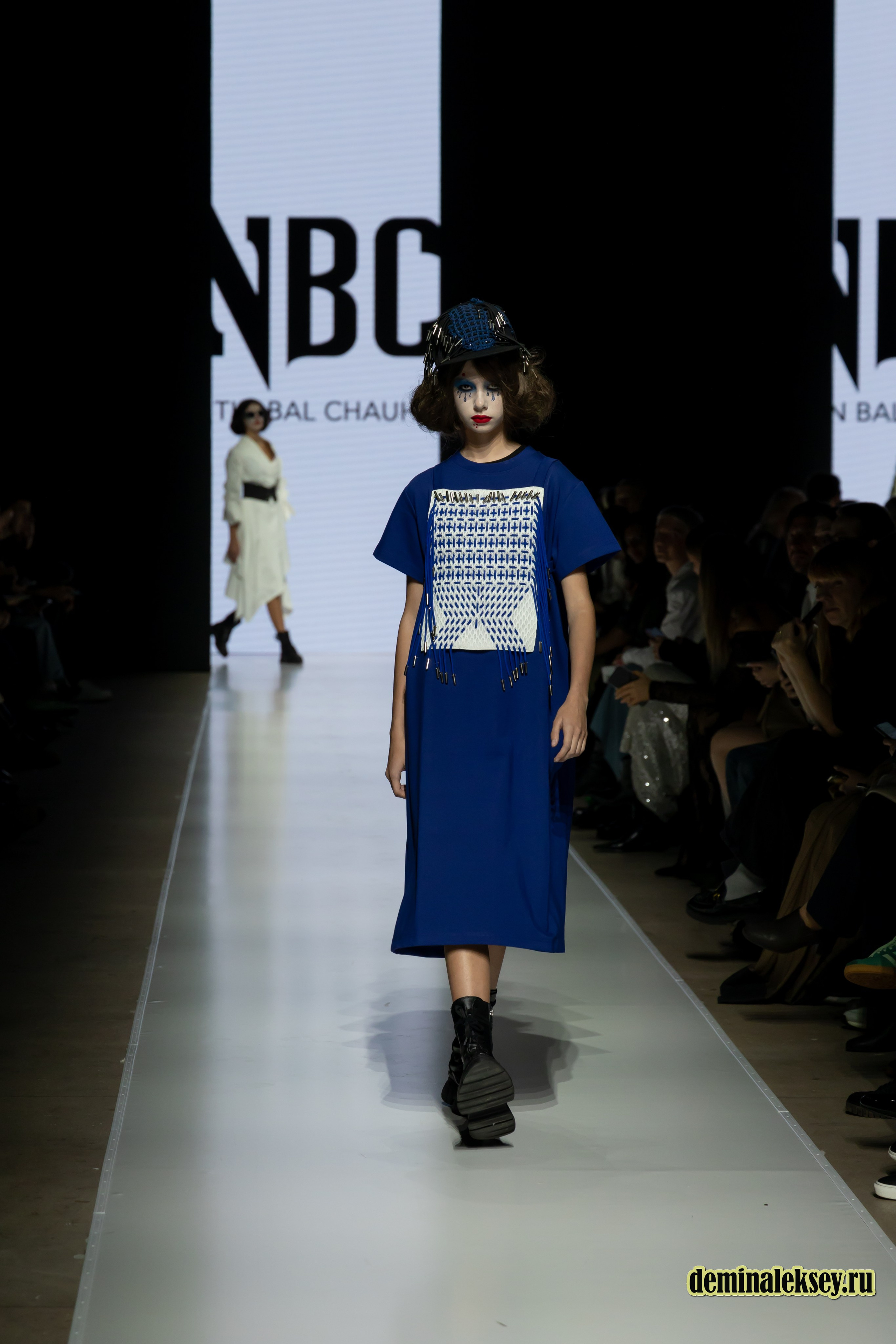 Московская неделя моды 2024 9 октября дизайнер NITIN BAL CHAHUAN presented by Fashion Design Council of India. Репортажный, семейный и студийный фотограф в Москве Демин Алексей