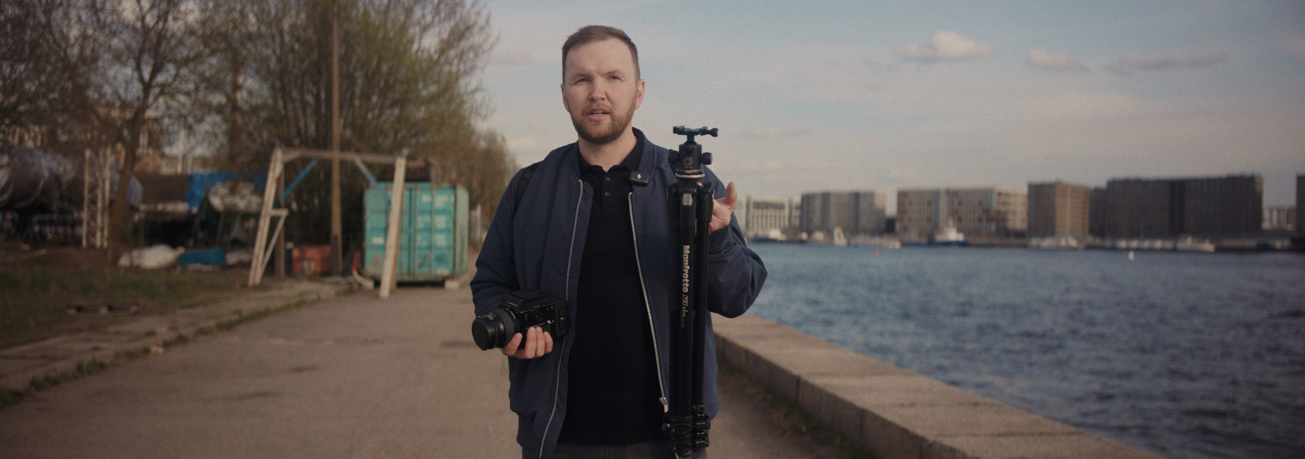 Незнакомцы и улицы на плёнку (YouTube video). Colorist Ivan Serzhanov