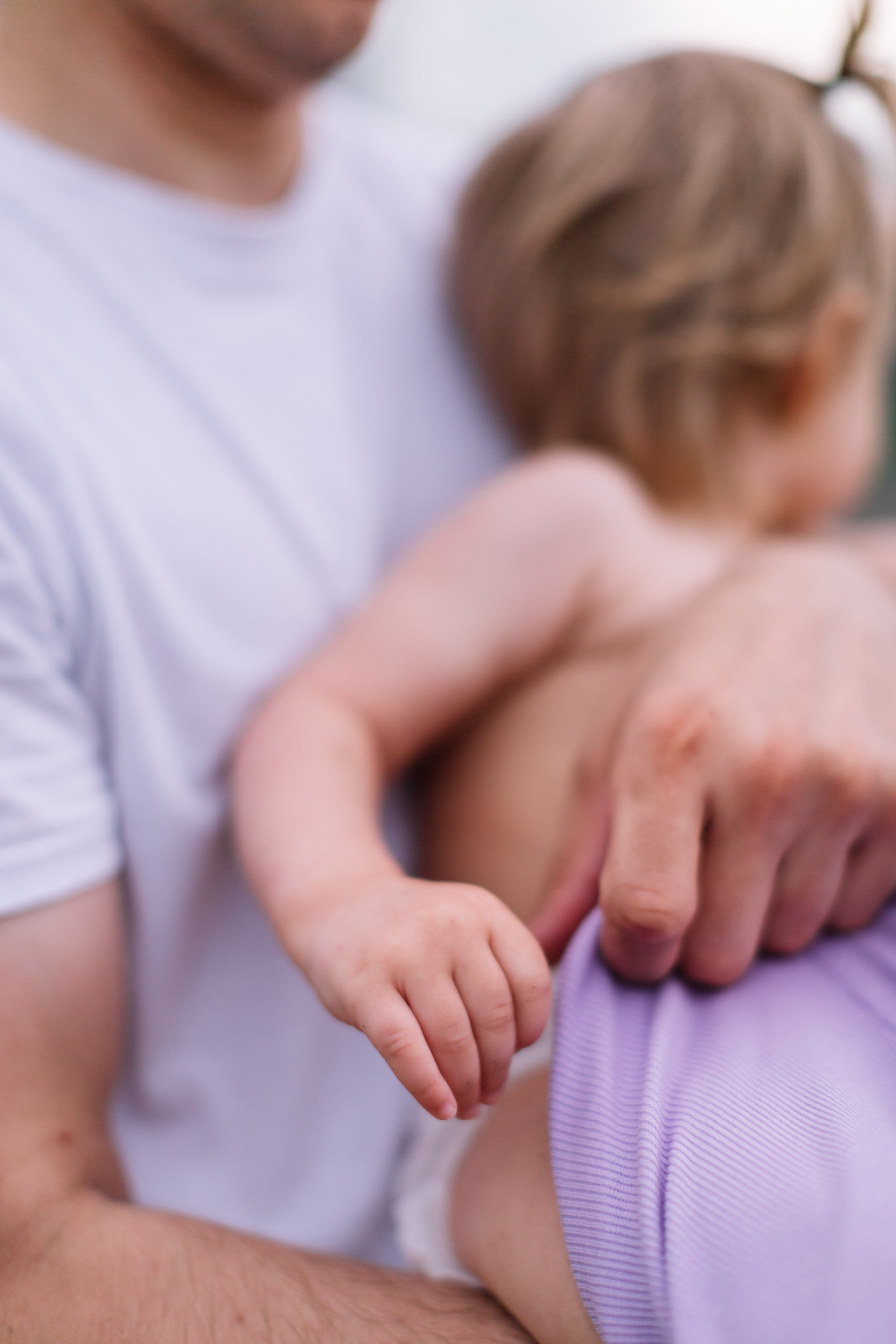 алёна малахова фотограф новосибирск семейный детский домашняя фотосессия в новосибирске день рождения репортажная съёмка фотосессия с лошадьми на конюшне деревня алтай  на природе фотосессия в детском саду мама и сын предложение руки и сердца идея  помолвка фотосессия берег закат детский день рождения годик торт аниматор лофт игровая продолжение следует prodoljenie_sleduet_  корпоратив тимбилдинг первоклашка линейка  контент  бизнес портрет оперный новат франция берет весна девушка мама и дочь мать и дитя