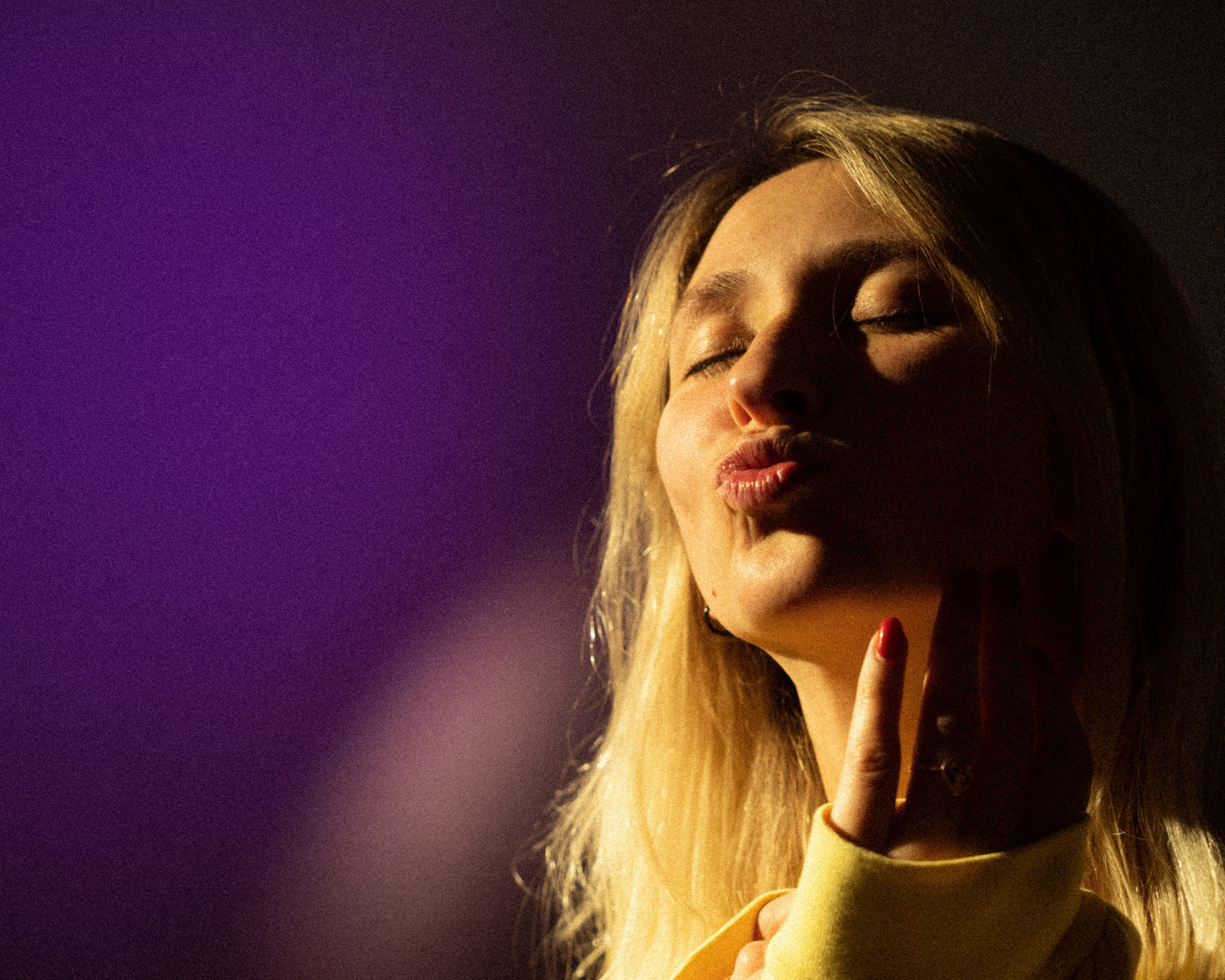 фотосессия с цветным светом