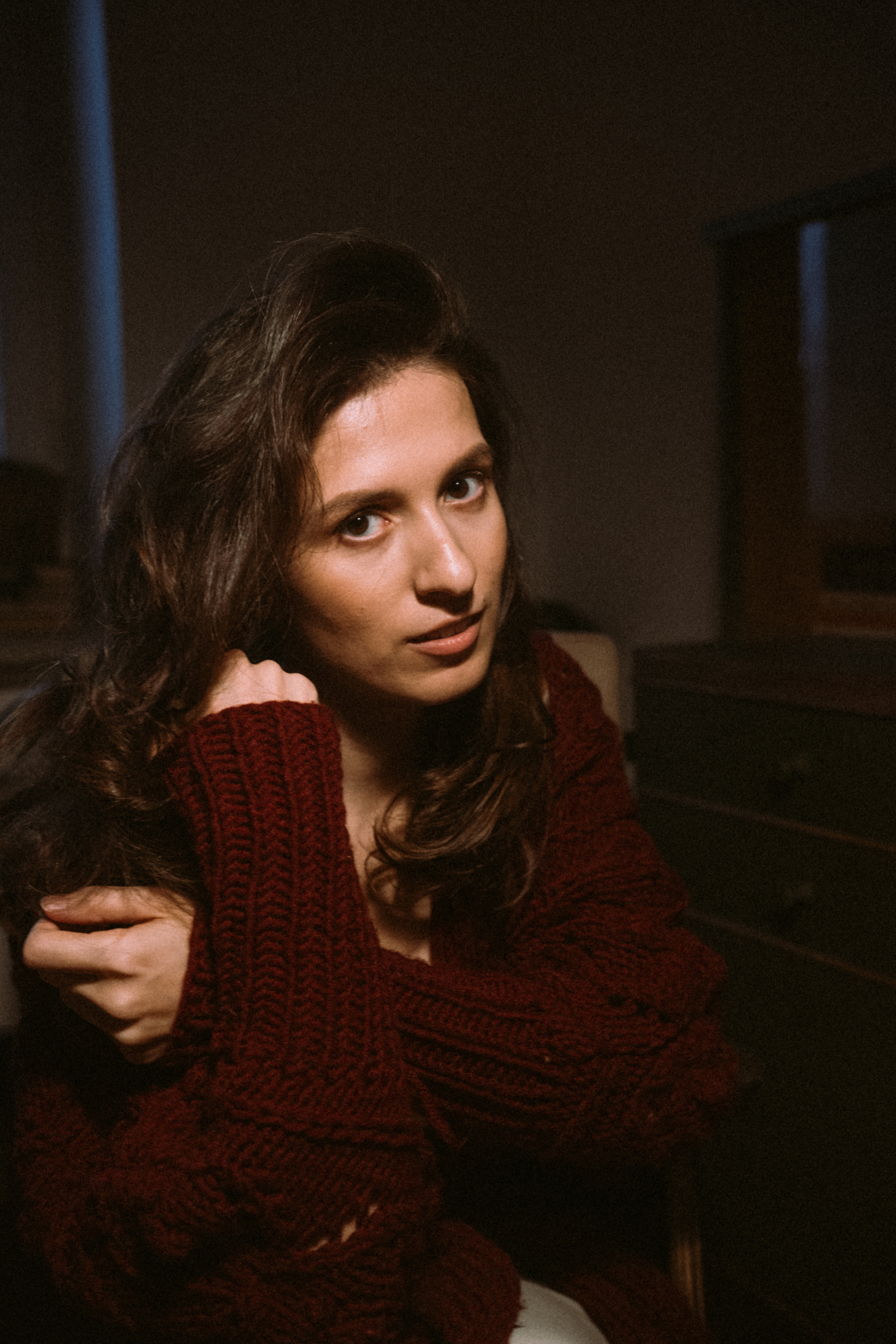 Музыкант, певица, Екатерина Яшникова, портретная фотосессия, фотосессия дома