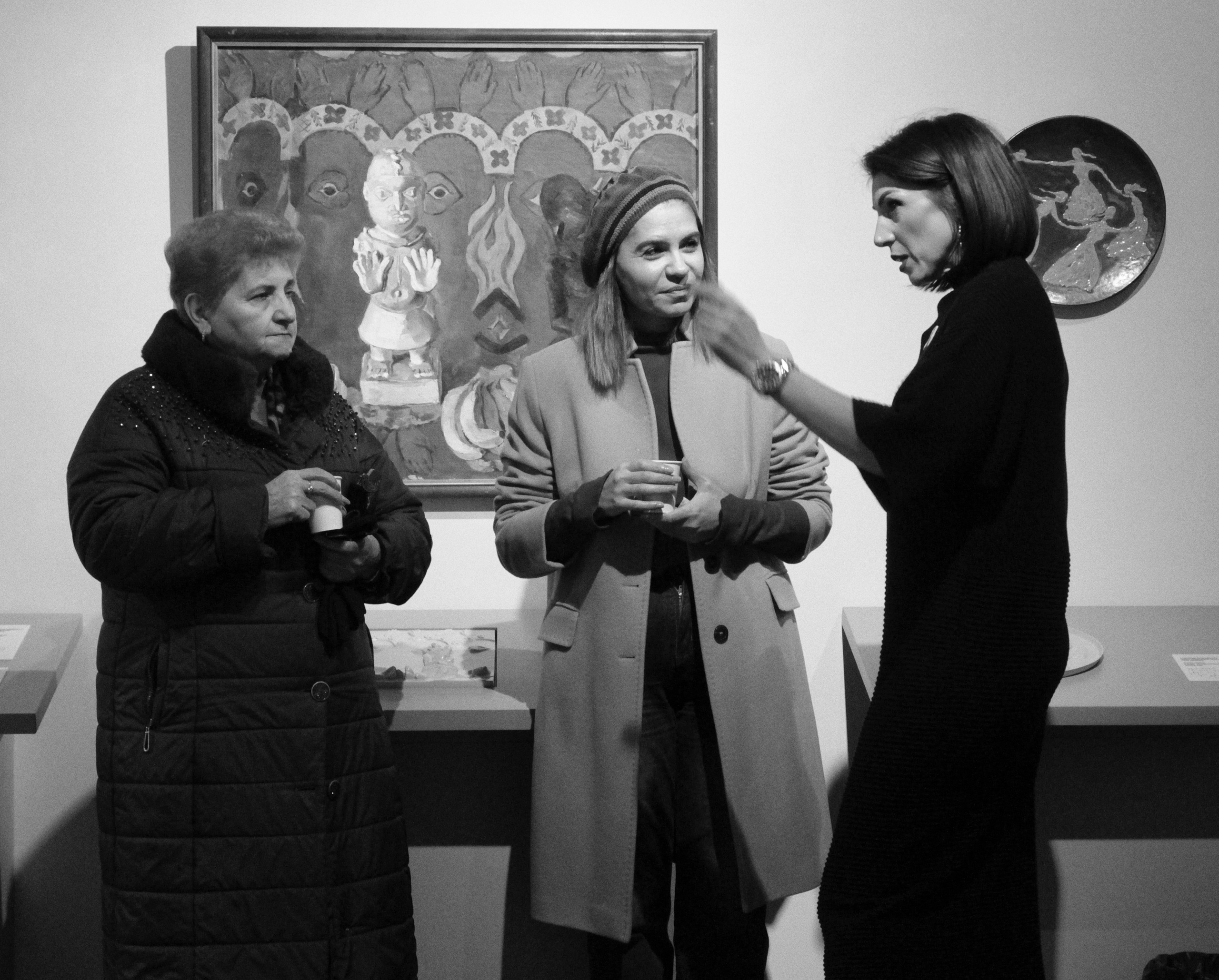 Выставка в г. Гюмри, Армения. Фоторепортаж  Д. Несмелова. Арт-фотограф Ксения Якутович