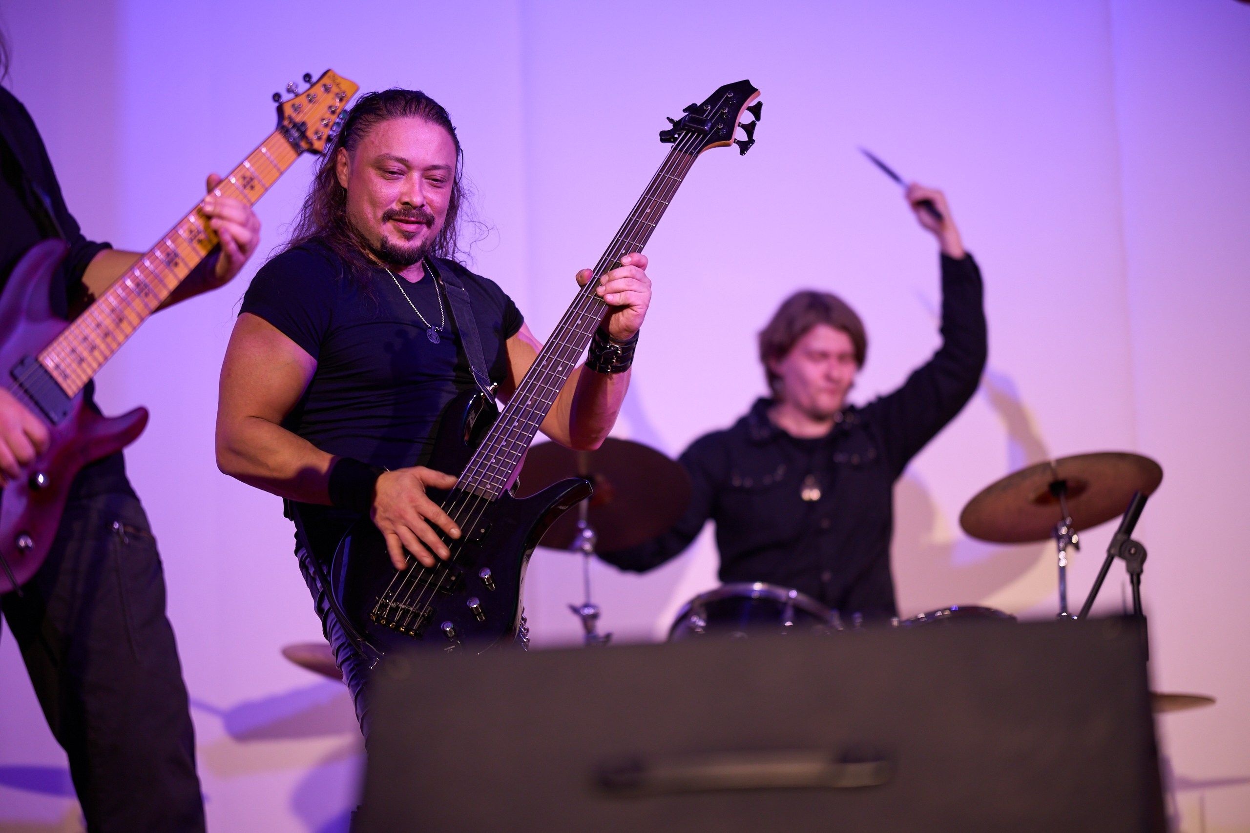 Мантикон V (2025). Фотографирует красивое Денис Горностаев