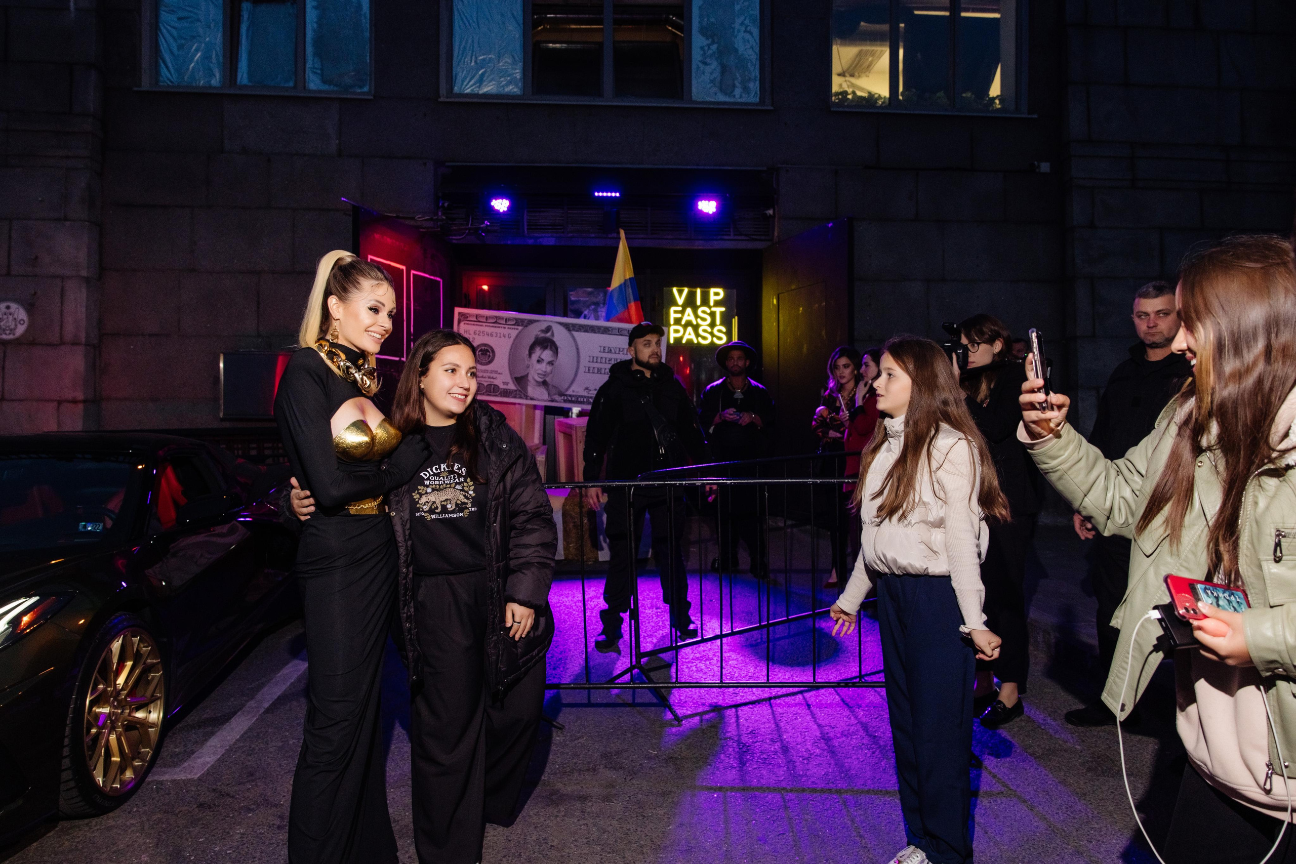 HELEN YES. Репортажный фотограф Ольга Кочетова в Москве
