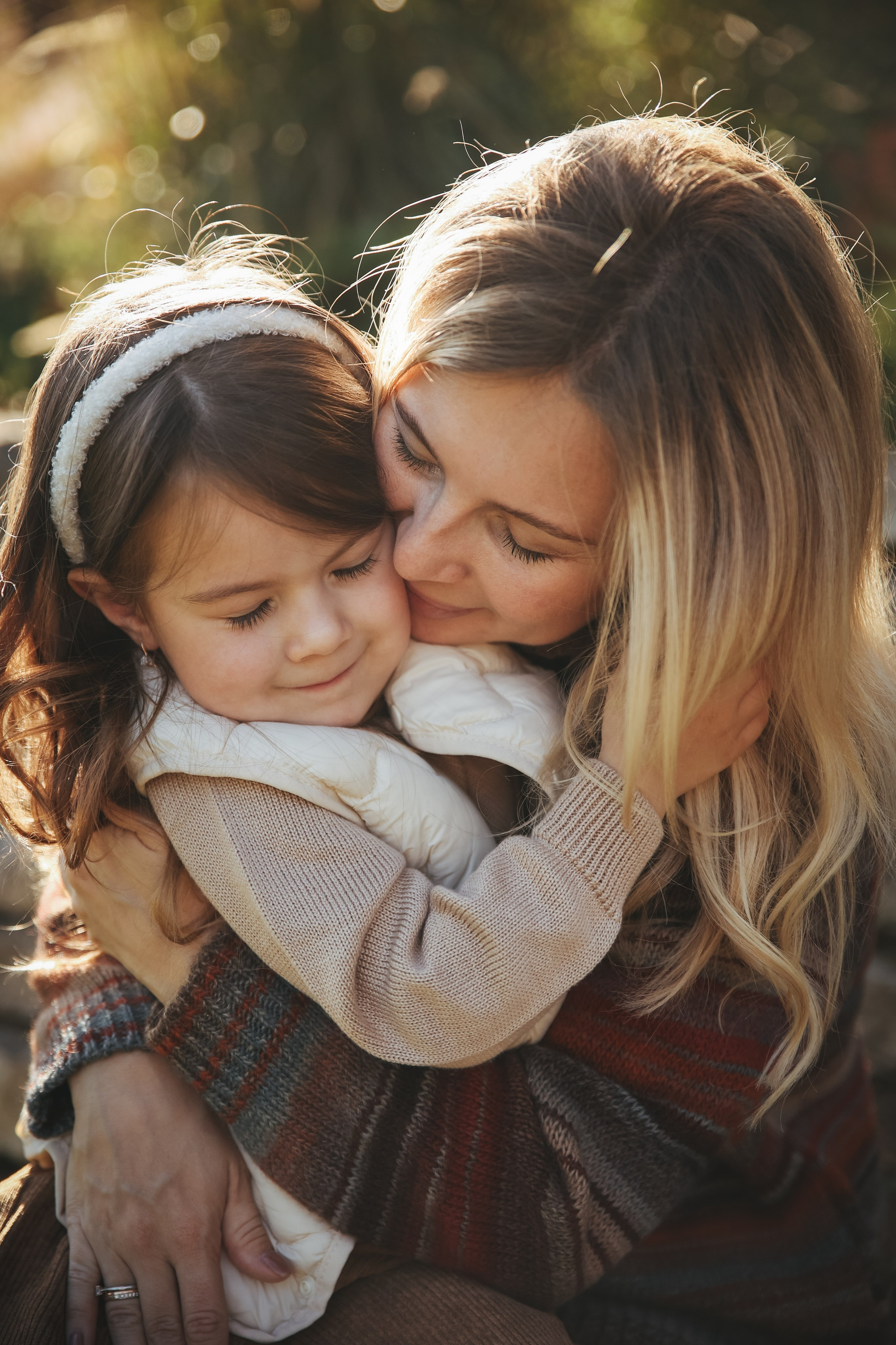 Семейная фотосессия фотосессия на день рождения мама и дочка. Фотограф Владимир Москва