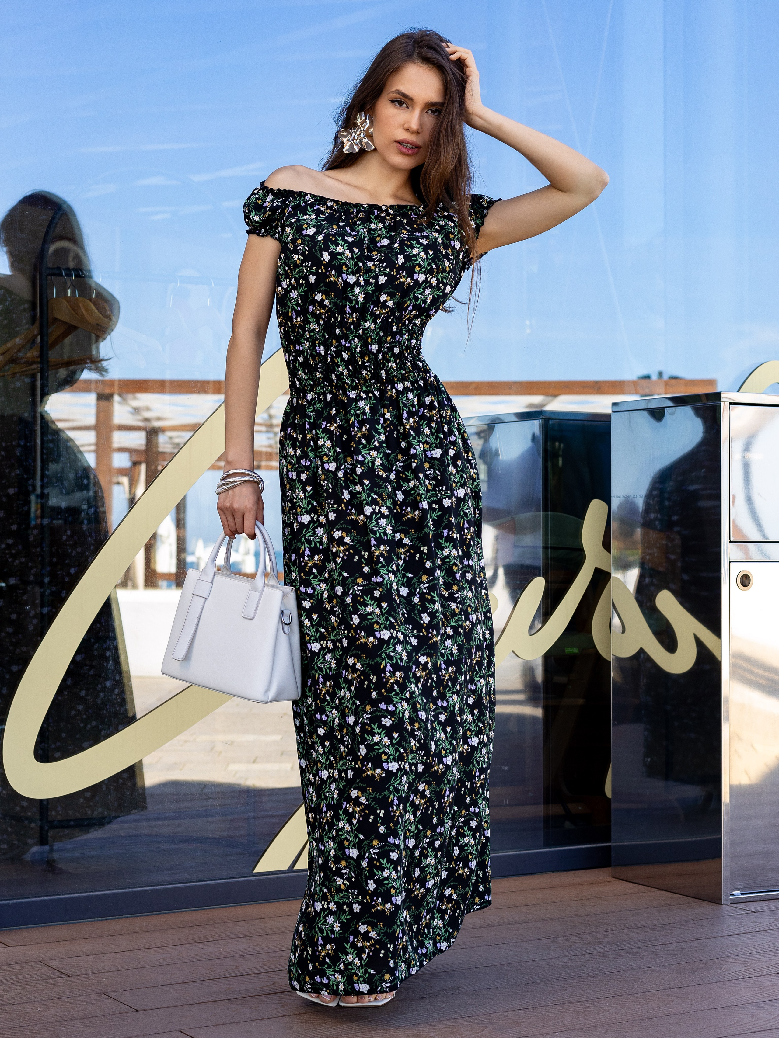 Лиза З. Фото для маркетплейсов в самых сочных локациях города Сочи