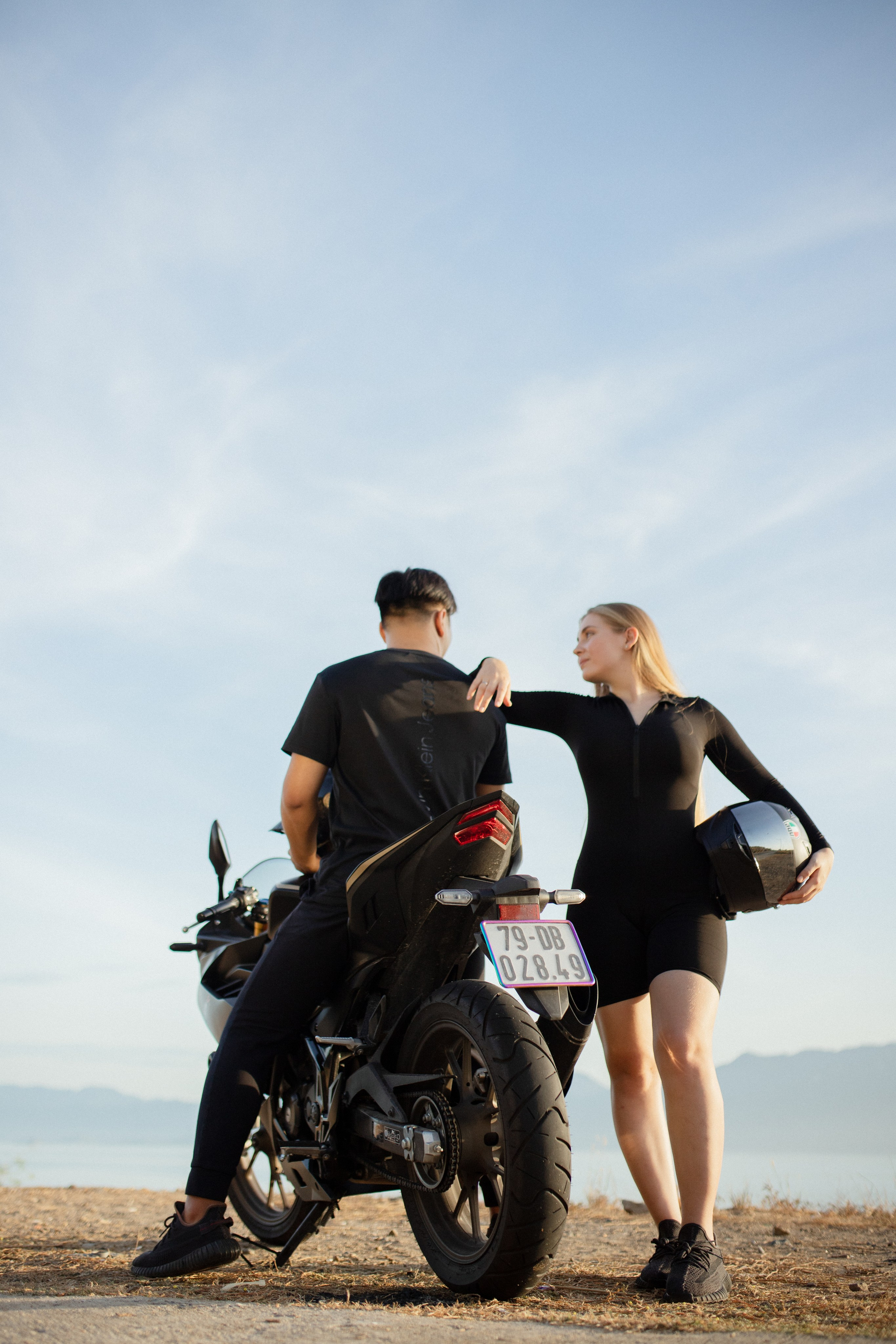 Рассветная прогулка на байках Кон и Ирина.Нячанг. Главная