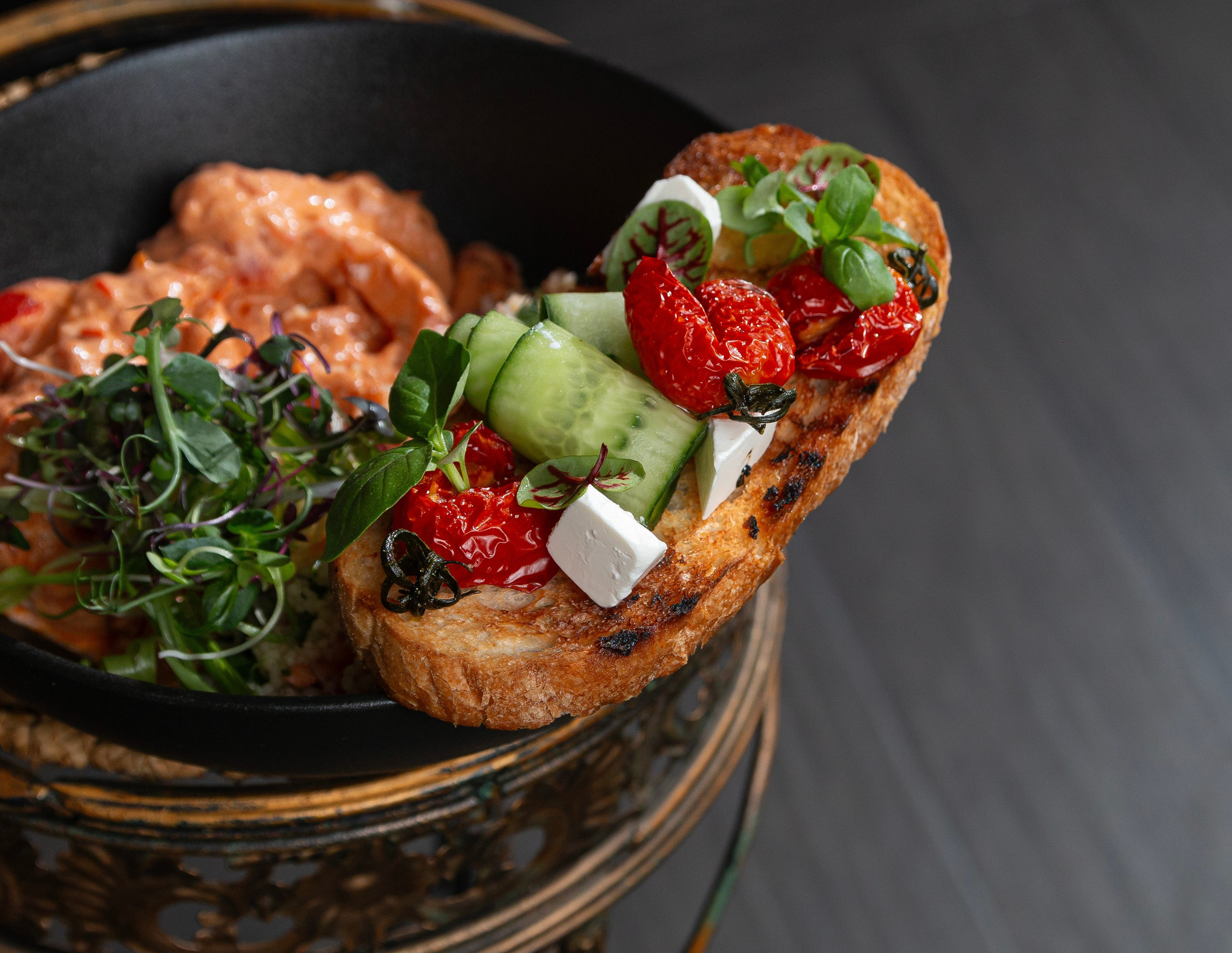 Вояж. Александр Стряпунин — предметный фотограф в Улан-Удэ