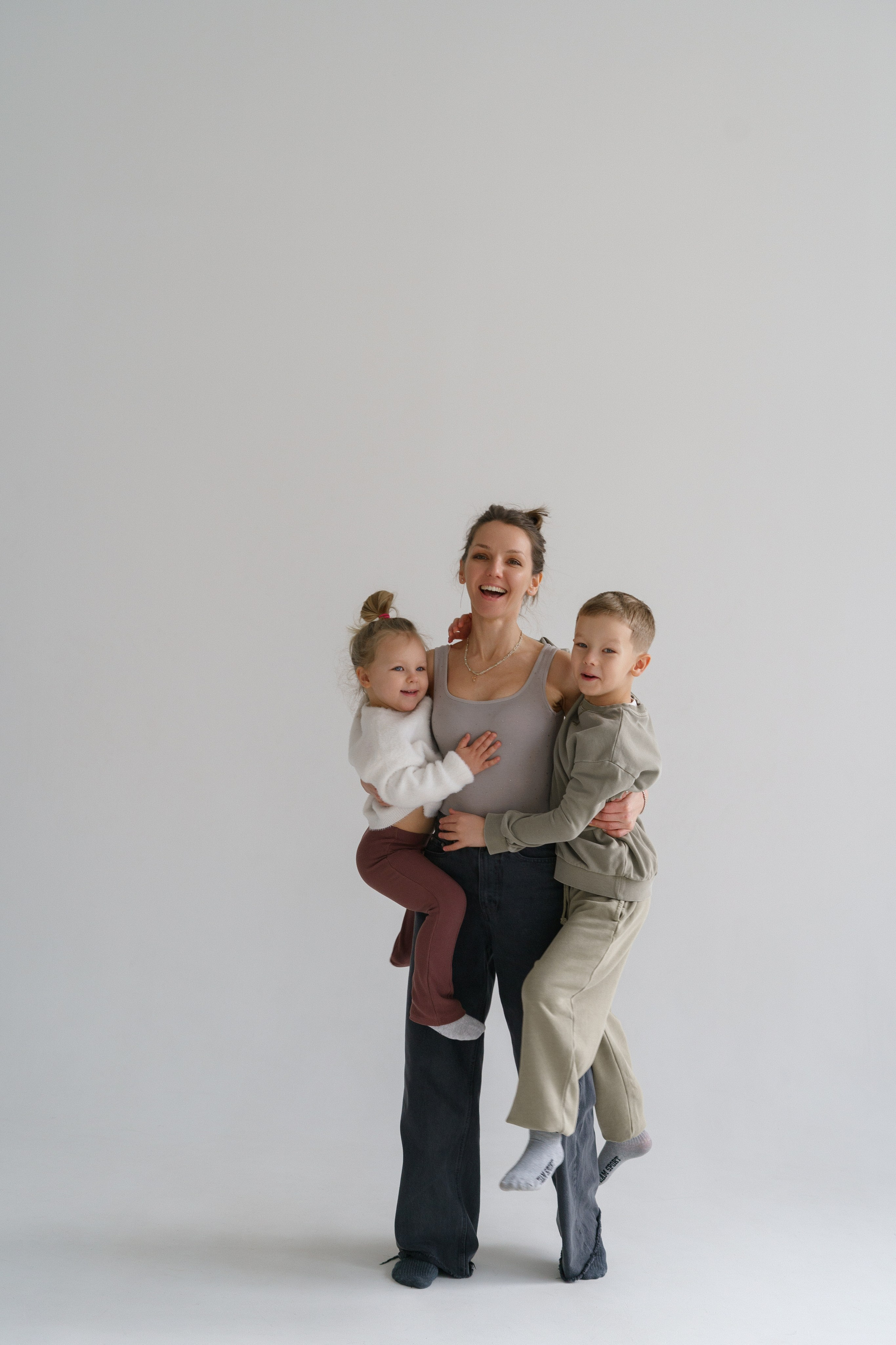 Наталья, Варя, Матвей. Главная