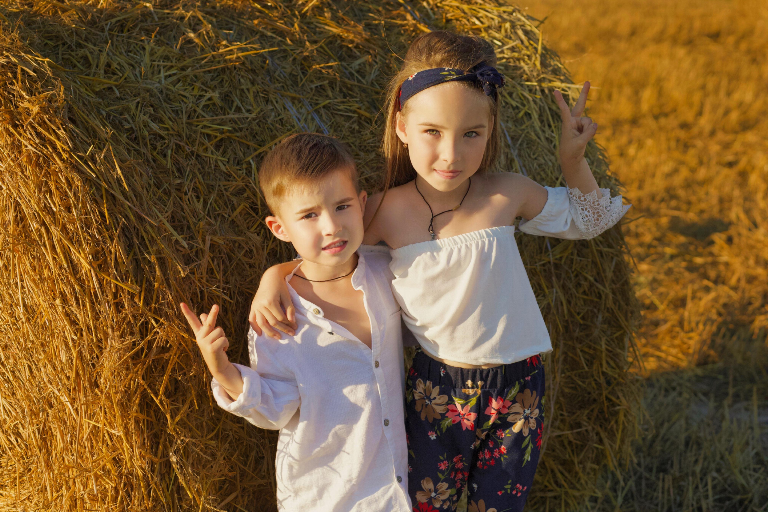 Ксюша и Наташа с детками