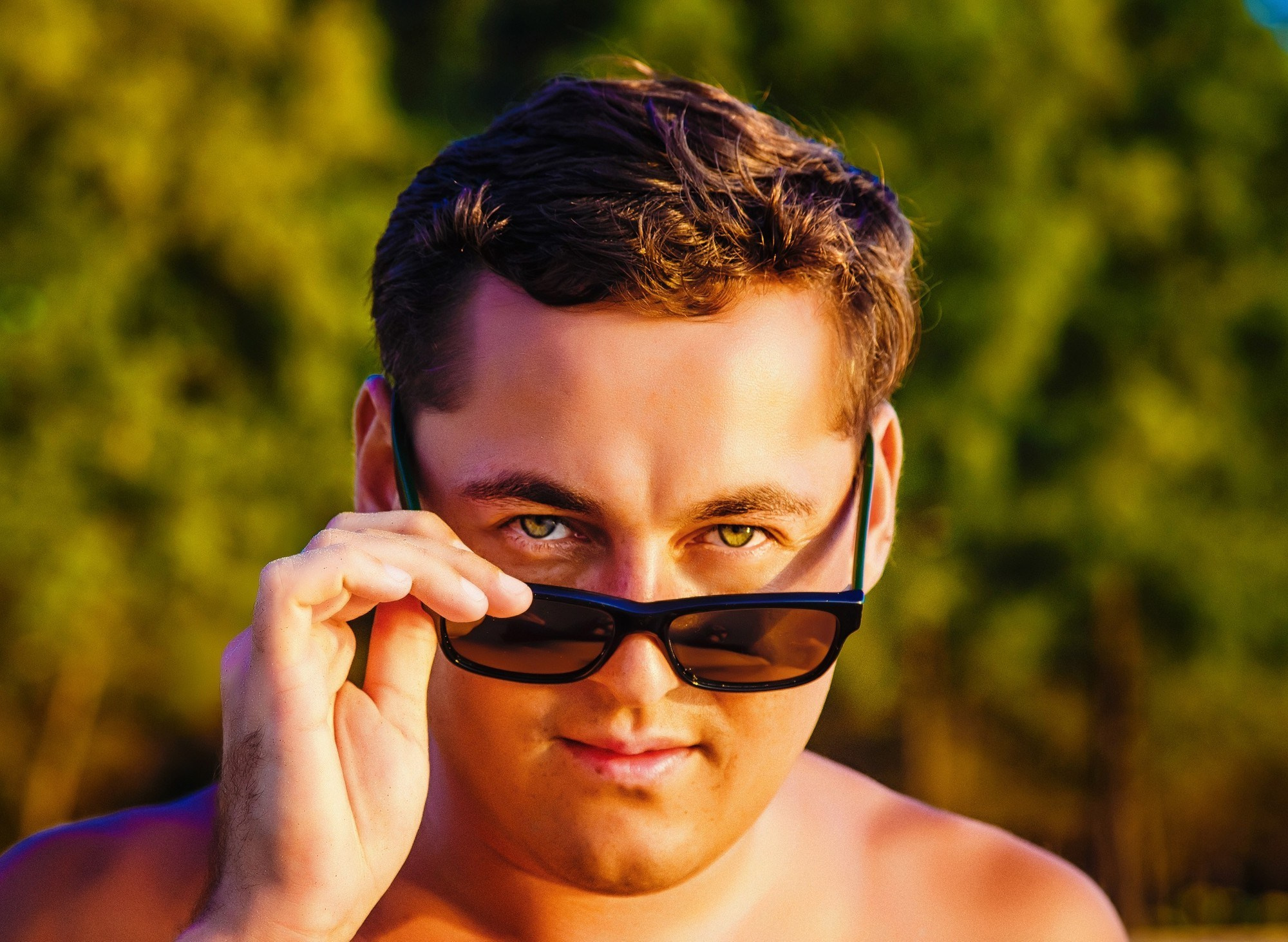 Мужская фотосессия Пхукет фотограф брутальная мужественная пляж Ката Карон Найхар Сурин Панва Майкао Бонгтаю идея место образ позы пример фото  заказать цена стоимость описание забронировать бизнес портрет