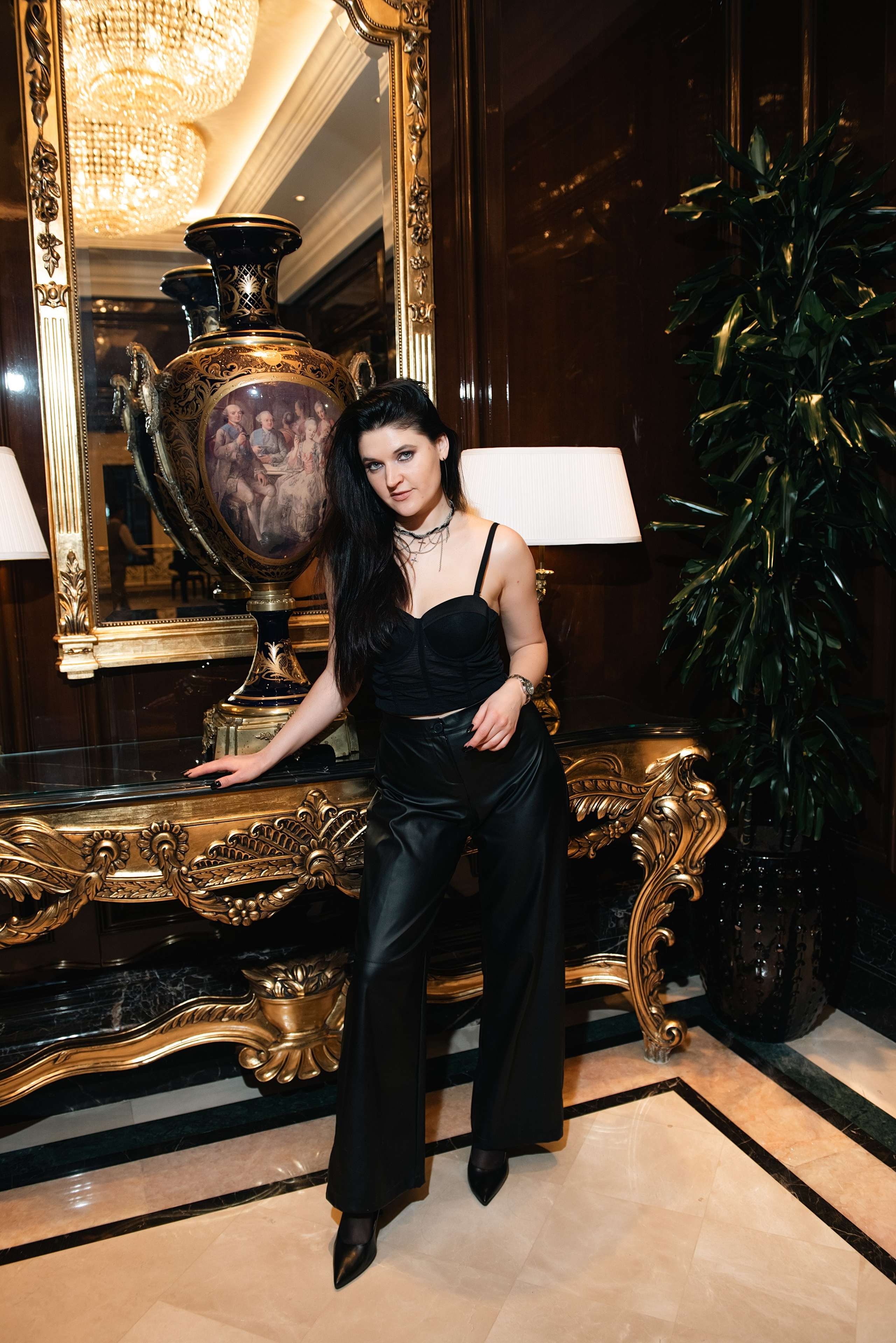 Блогеры, предприниматели. Фотограф, визажист. Москва