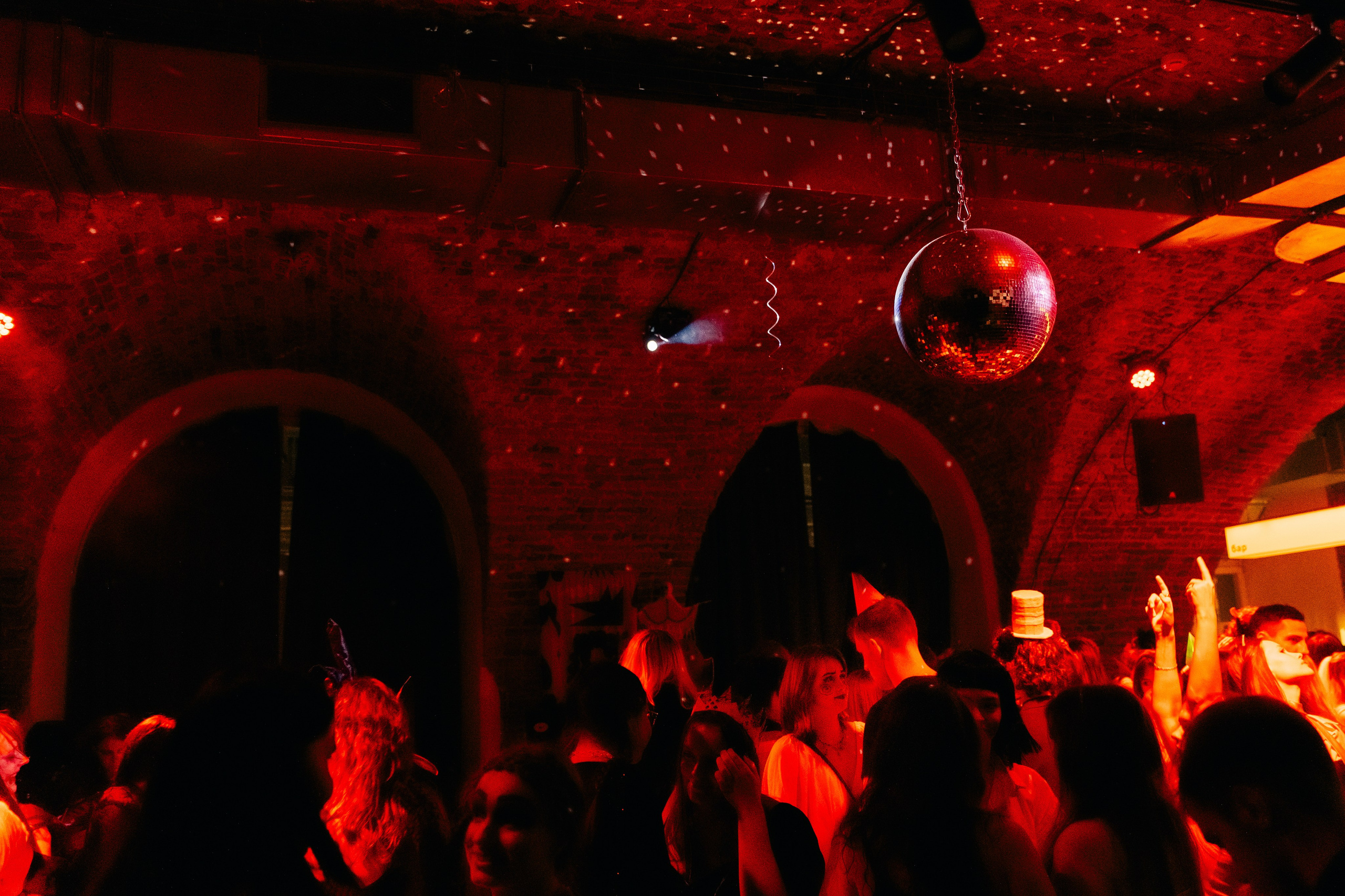 Halloween в баре «Mishka». Портретный фотограф Алина Хаунина