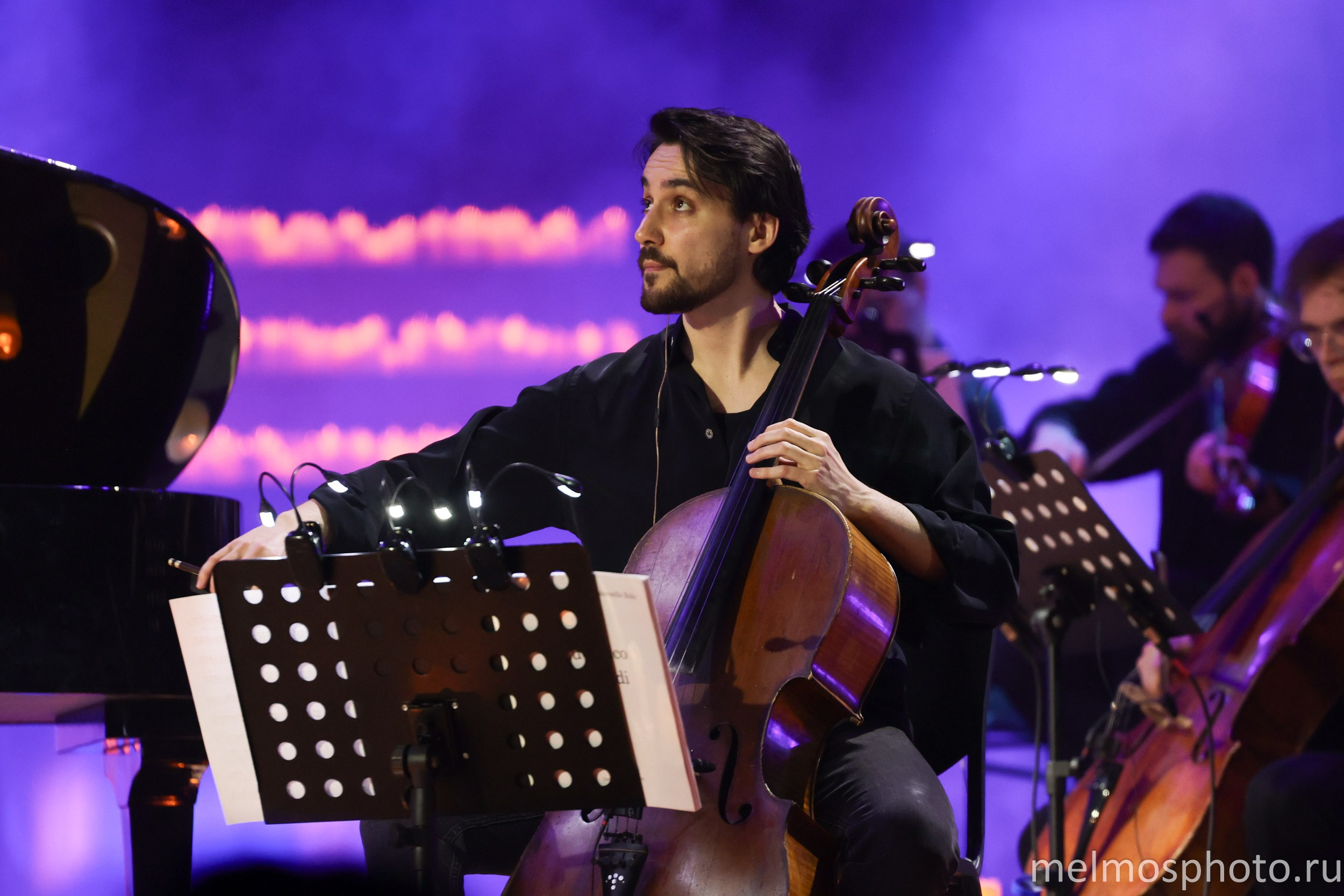 Experience I Imperial Orchestra «Шоу саундреков.Людовико Эйнауди.». Reportage, architectural, fine art photographer Lena Melnikova in Moscow