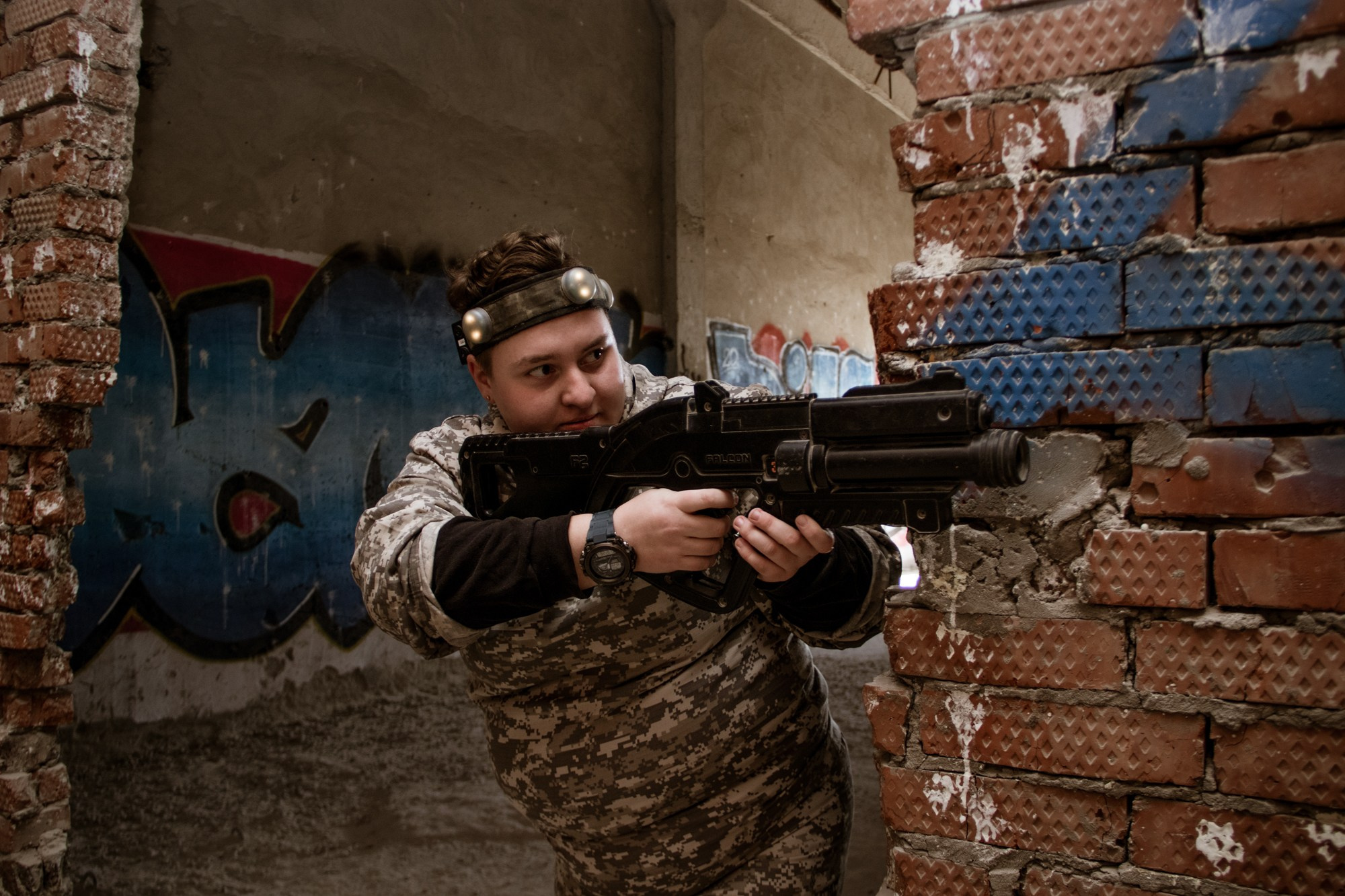 Лазертаг на заводе ЗИП. Репортажный, промышленный и маркетплейс-фотограф Дмитрий Чернат