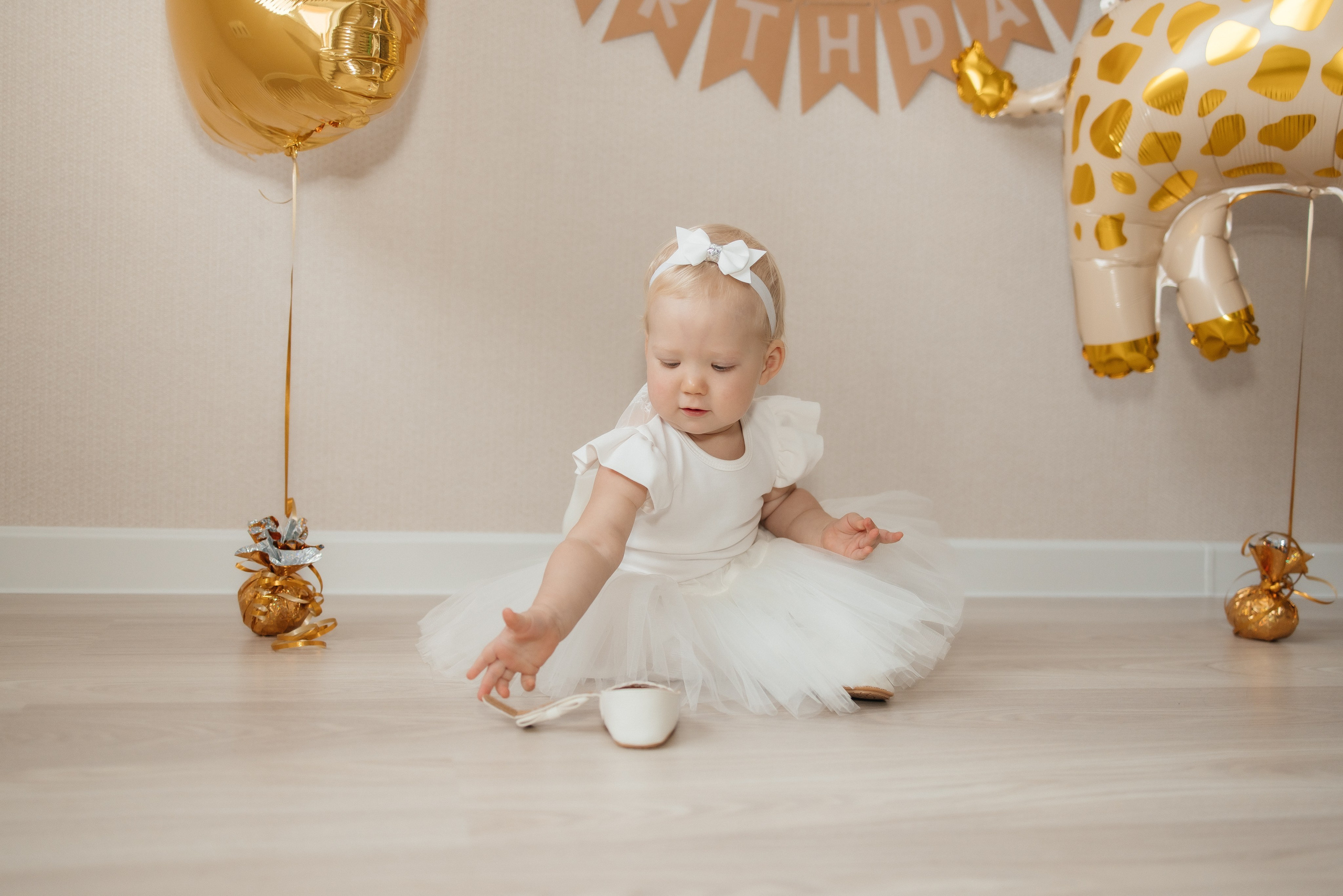 1 годик Еве (домашняя съемка). Профессиональный фотограф Кристина Искусных. Талдом- Москва