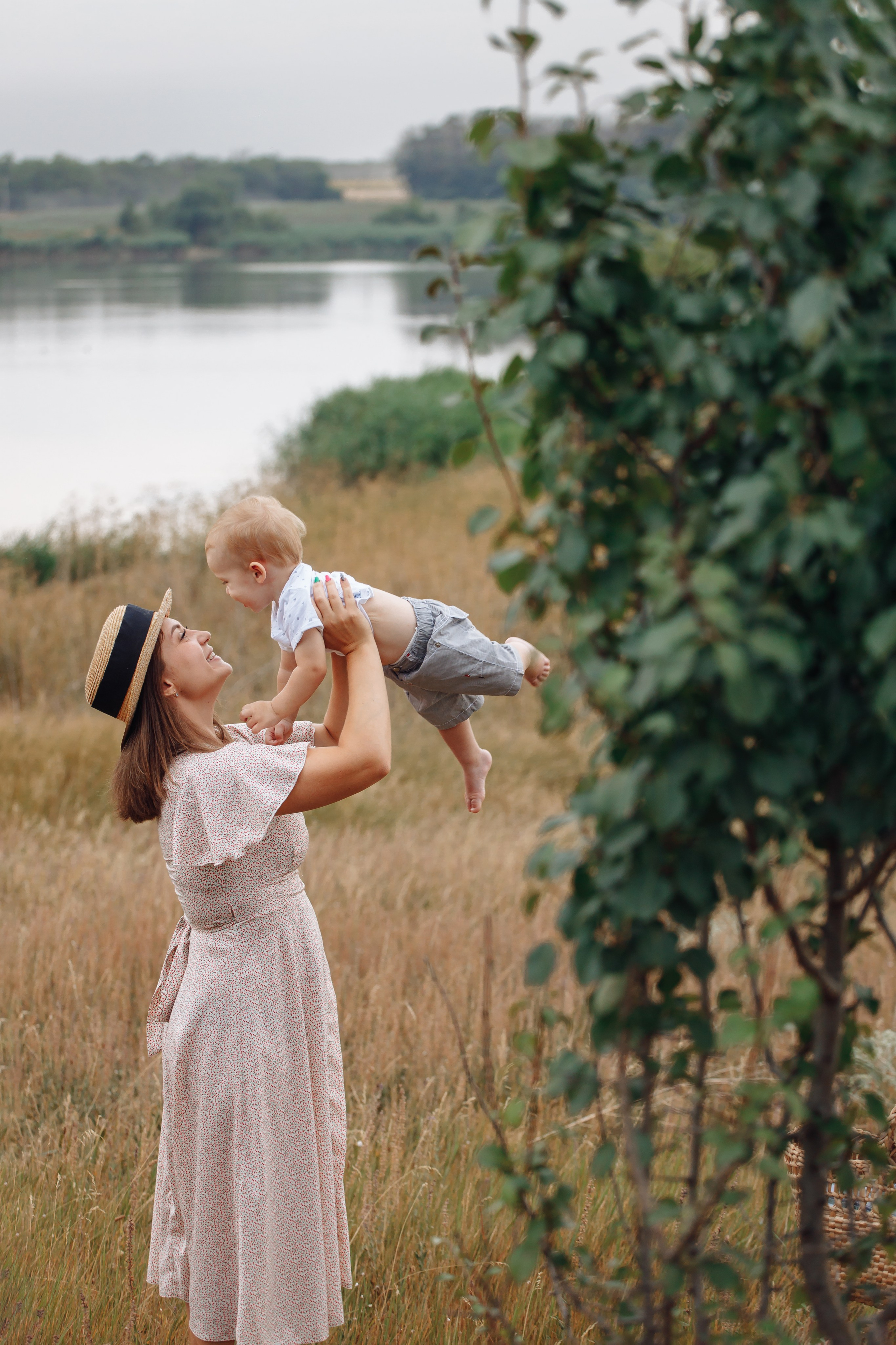 Семейная фотосессия на природе. Свадебный и семейный фотограф в Краснодарском крае Мария Данилкина